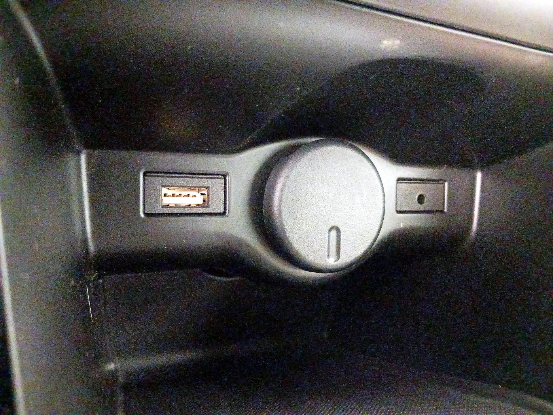 Thumbnail: 2016 Buick Cascada - 19