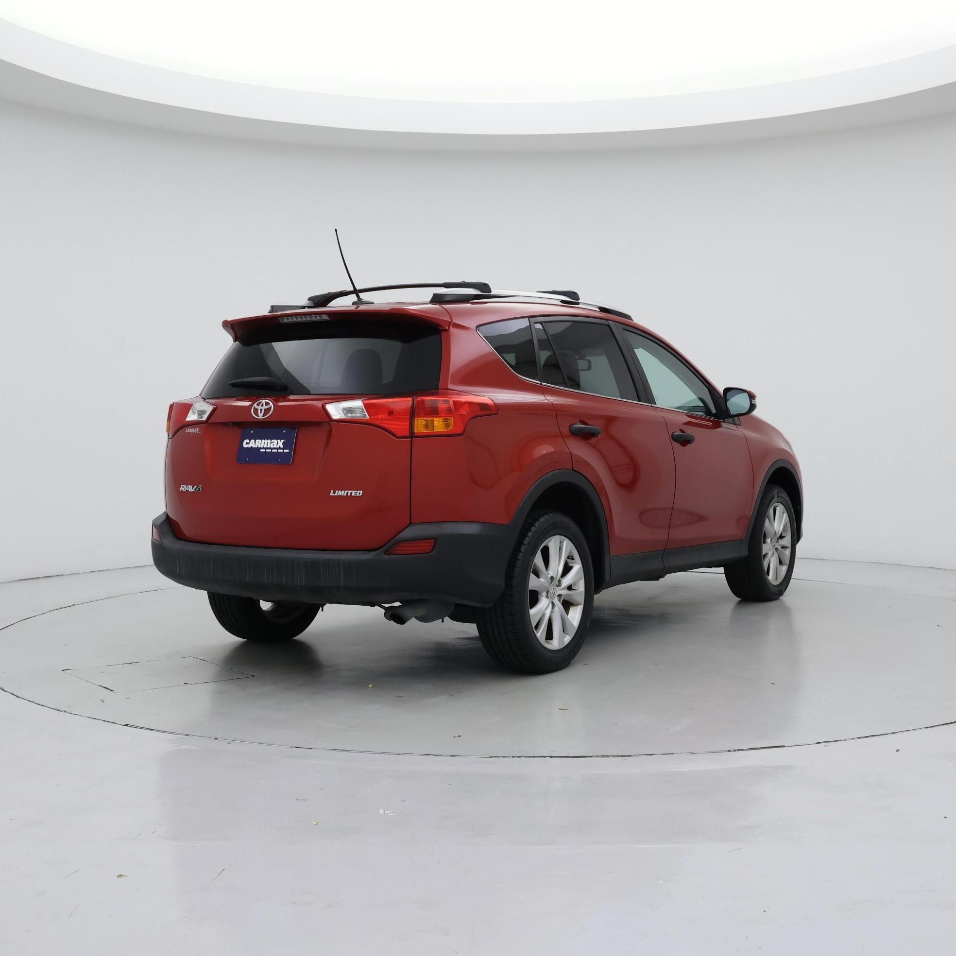 Thumbnail: 2015 Toyota RAV4 - 8