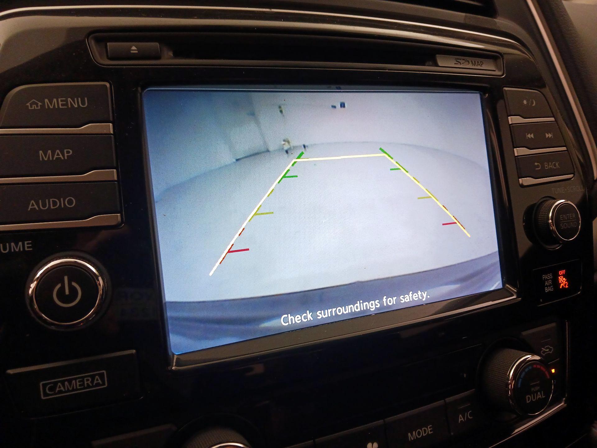 Thumbnail: 2016 Nissan Maxima - 15