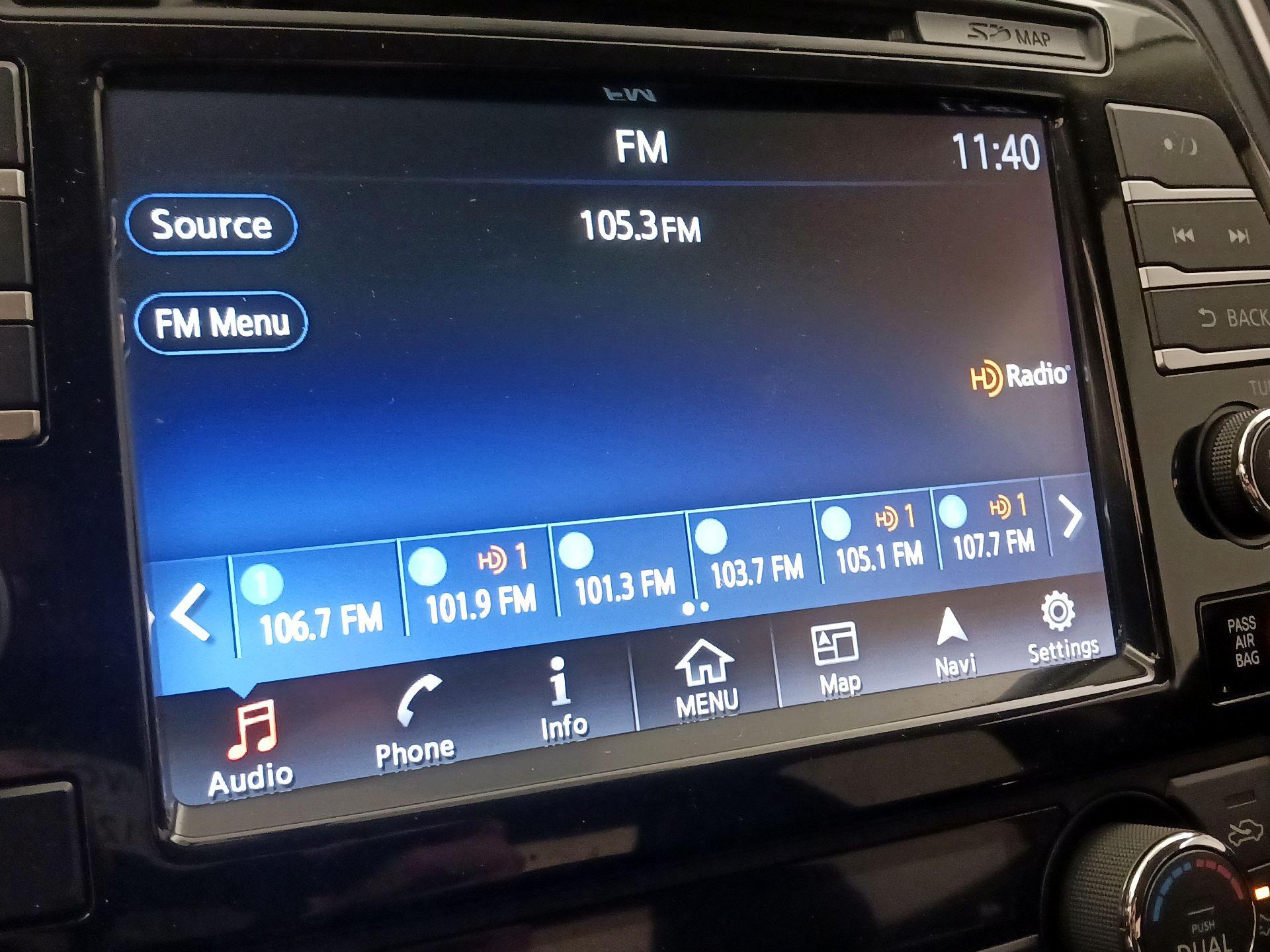 Thumbnail: 2016 Nissan Maxima - 16