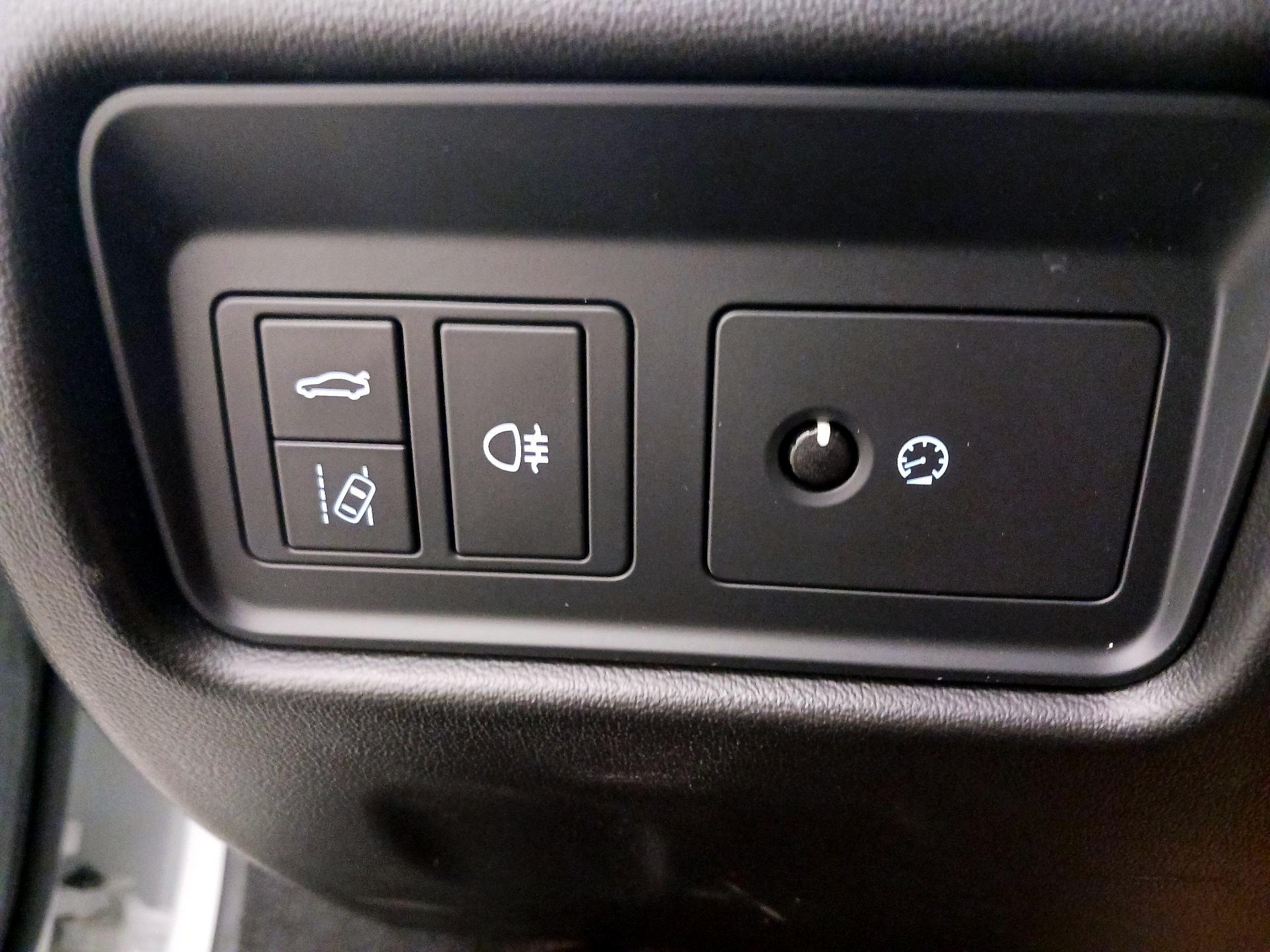 Thumbnail: 2018 Jaguar F-Type - 13