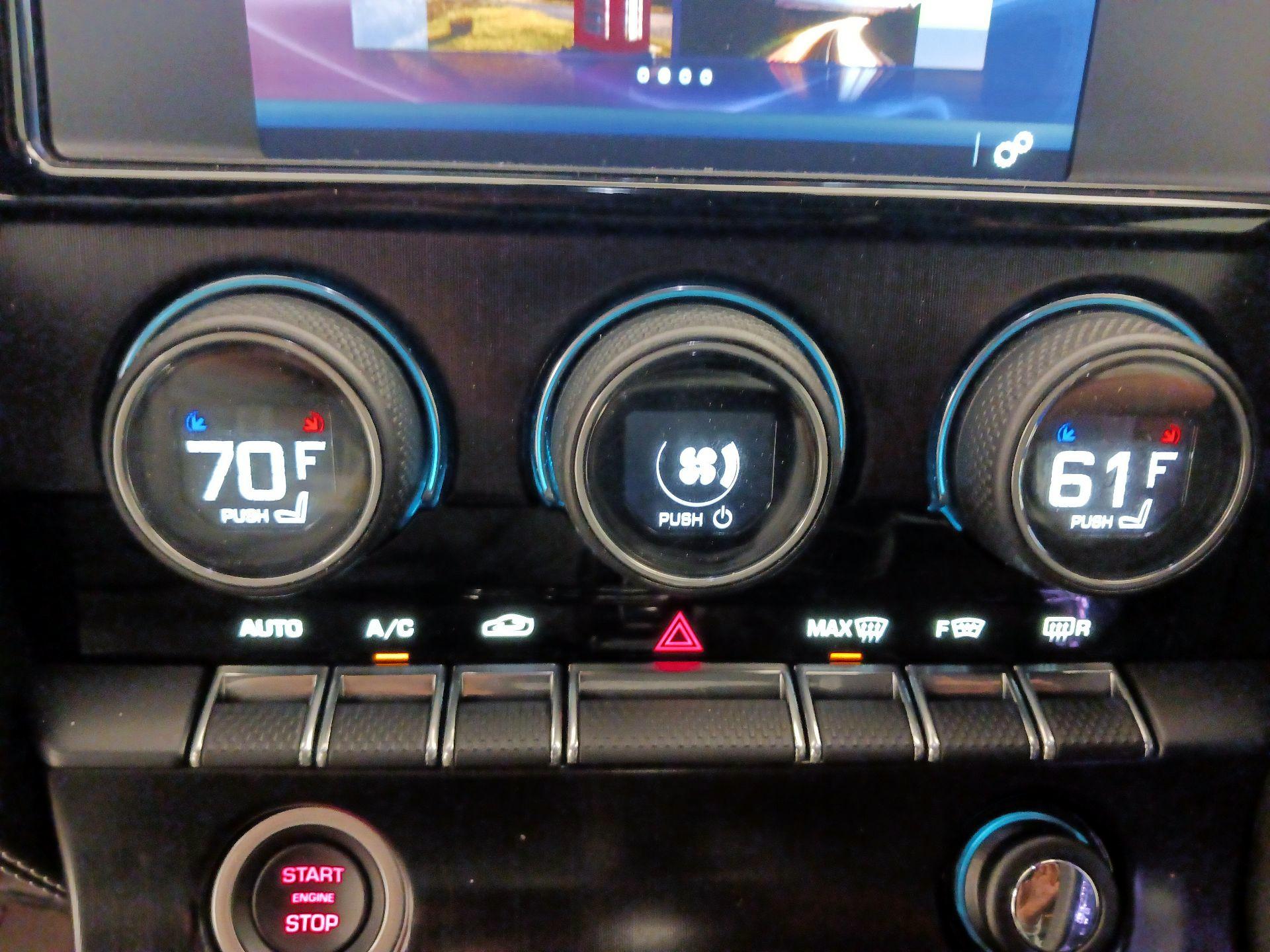 Thumbnail: 2018 Jaguar F-Type - 17