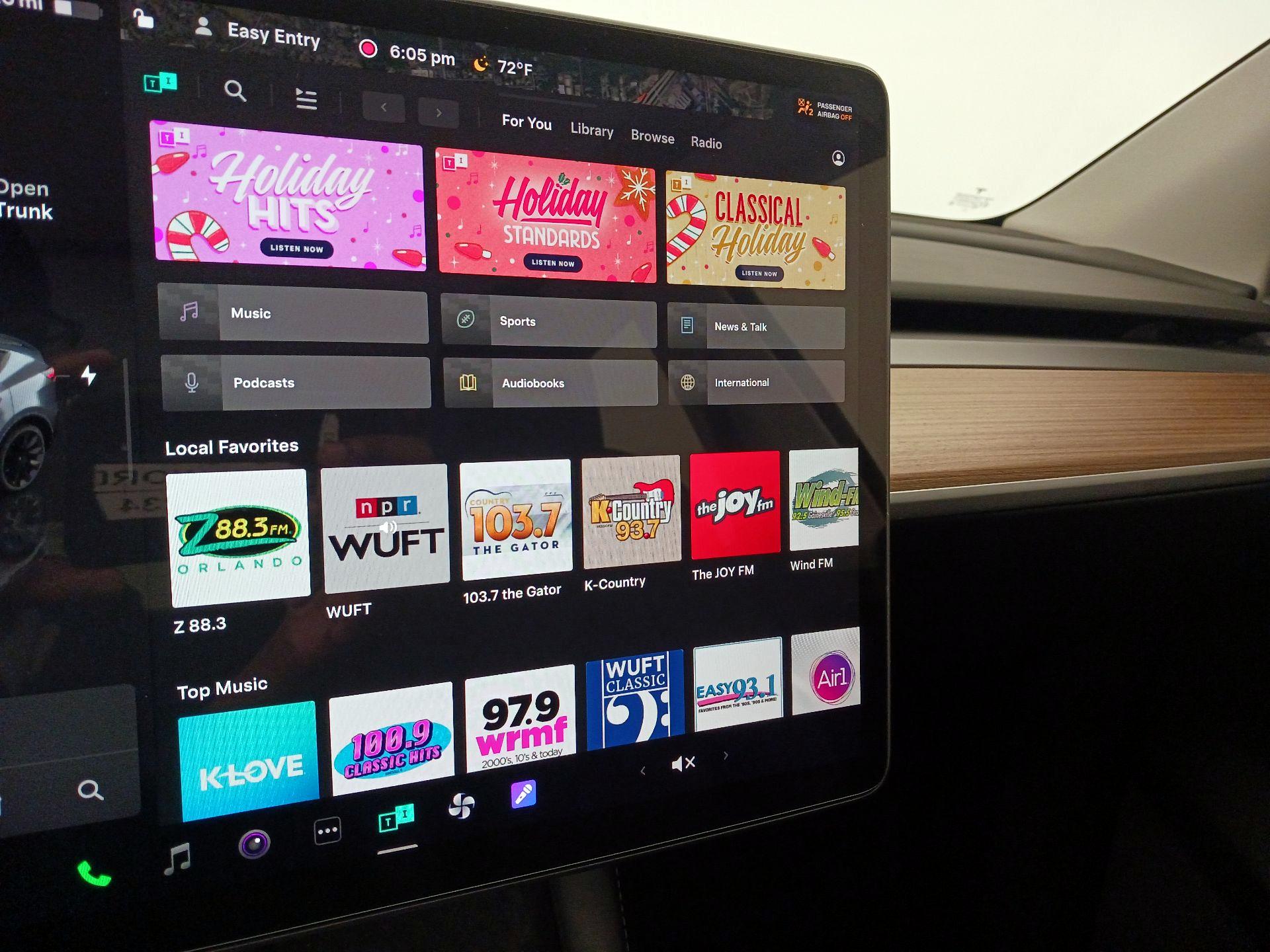 Thumbnail: 2023 Tesla Model Y - 15