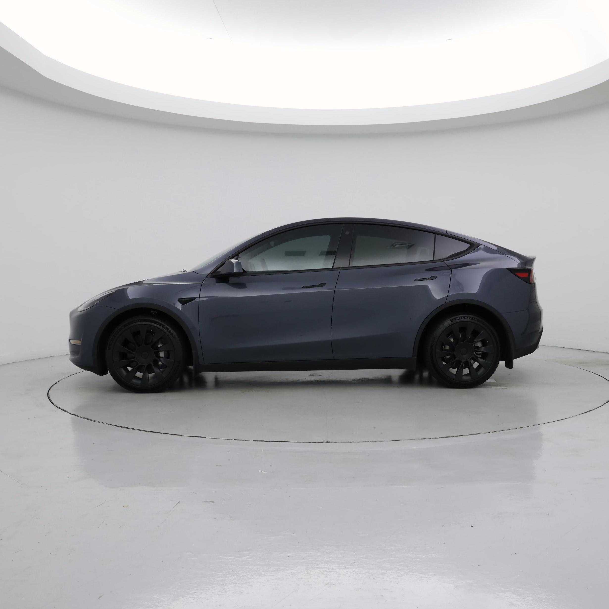 Thumbnail: 2023 Tesla Model Y - 3