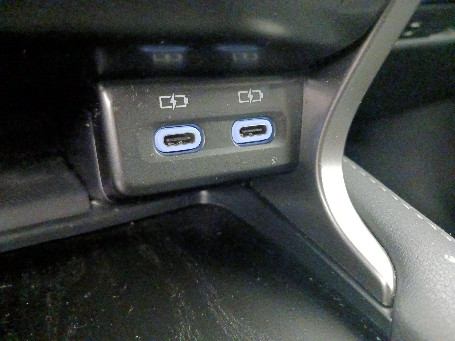 Thumbnail: 2023 Lexus RX - 18