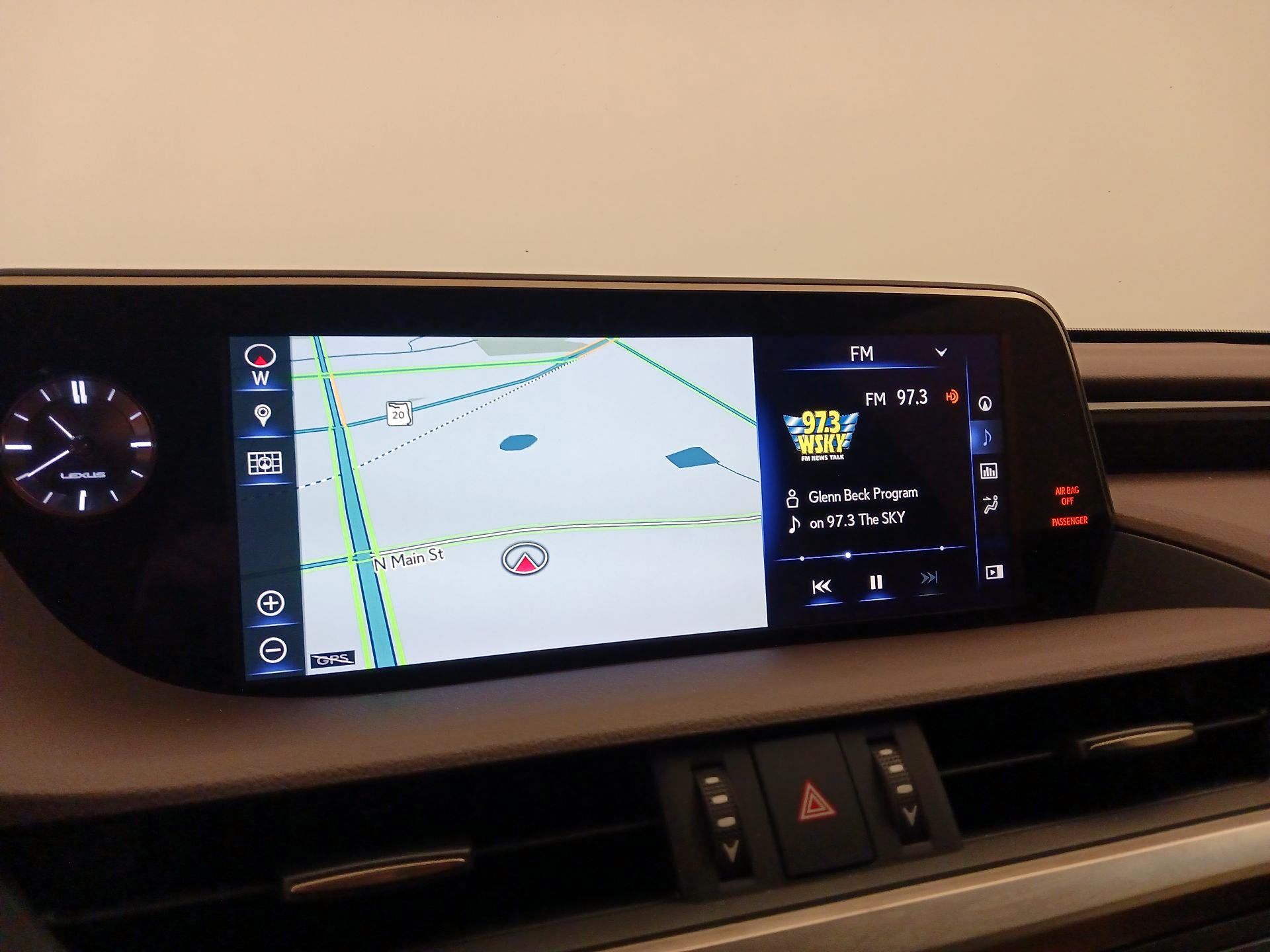 Thumbnail: 2019 Lexus ES - 14