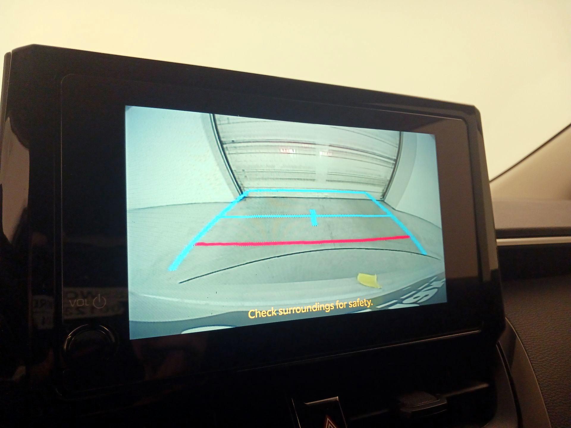 Thumbnail: 2025 Toyota Corolla - 14