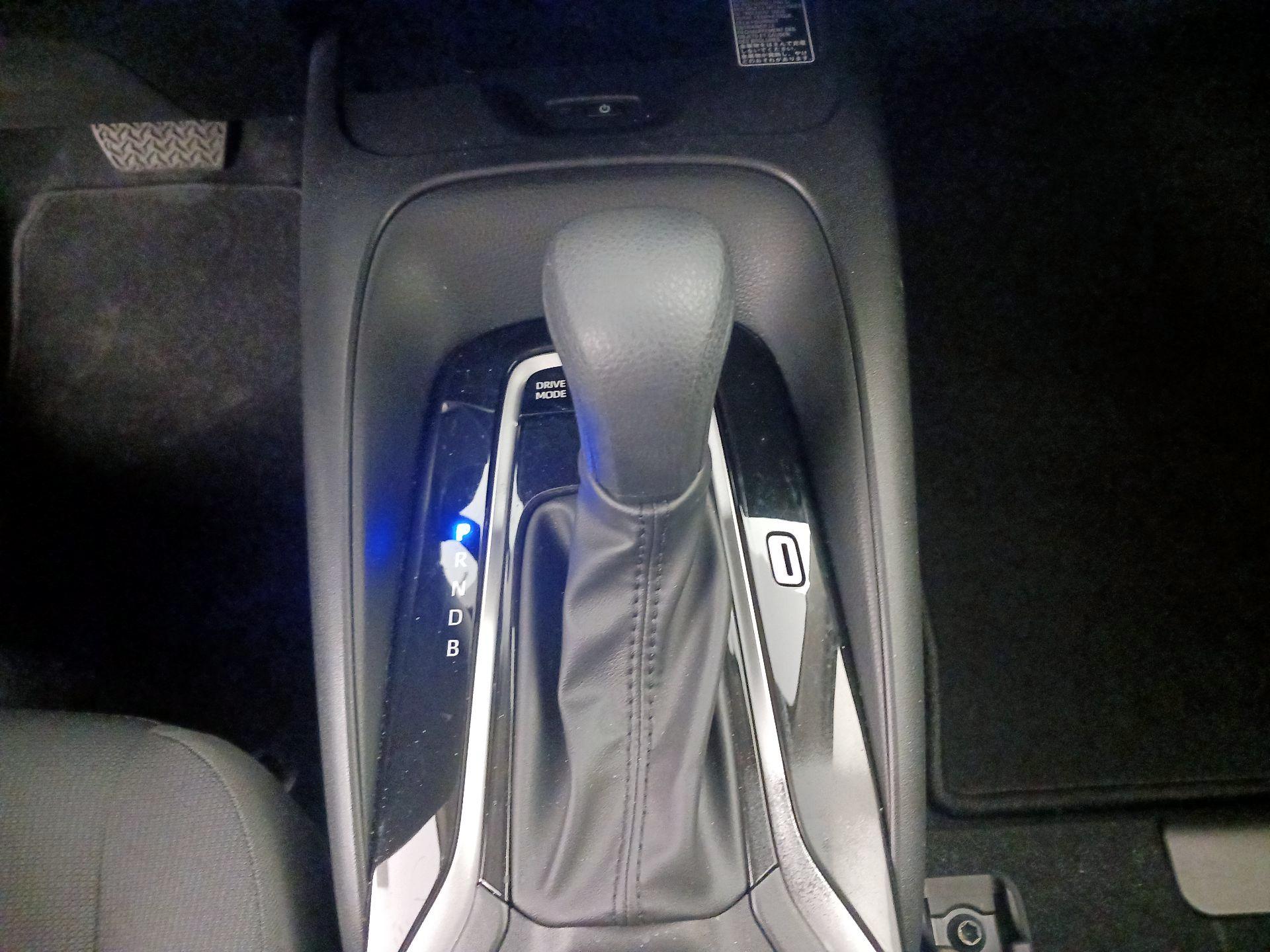 Thumbnail: 2025 Toyota Corolla - 17