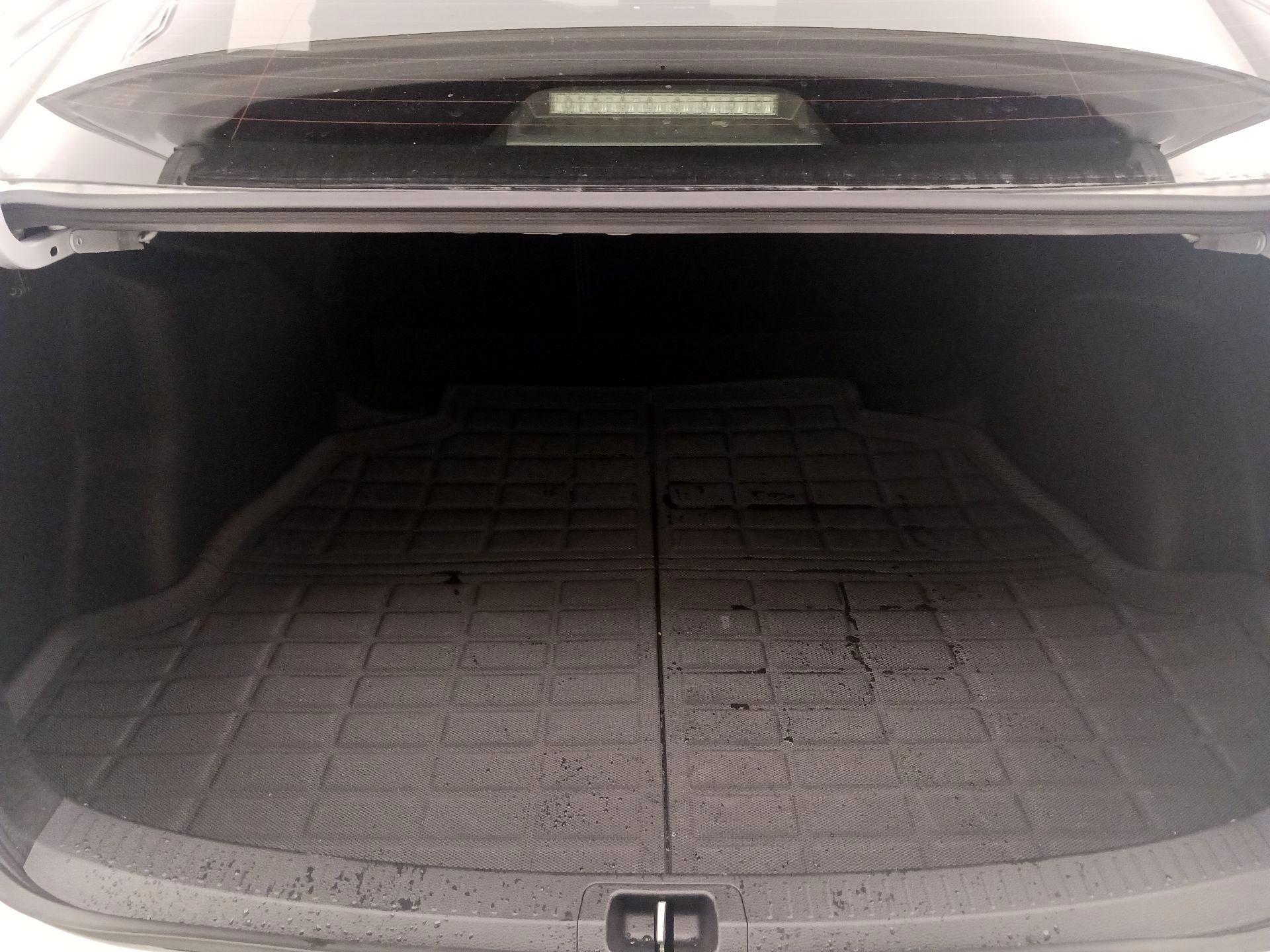 Thumbnail: 2025 Toyota Corolla - 20