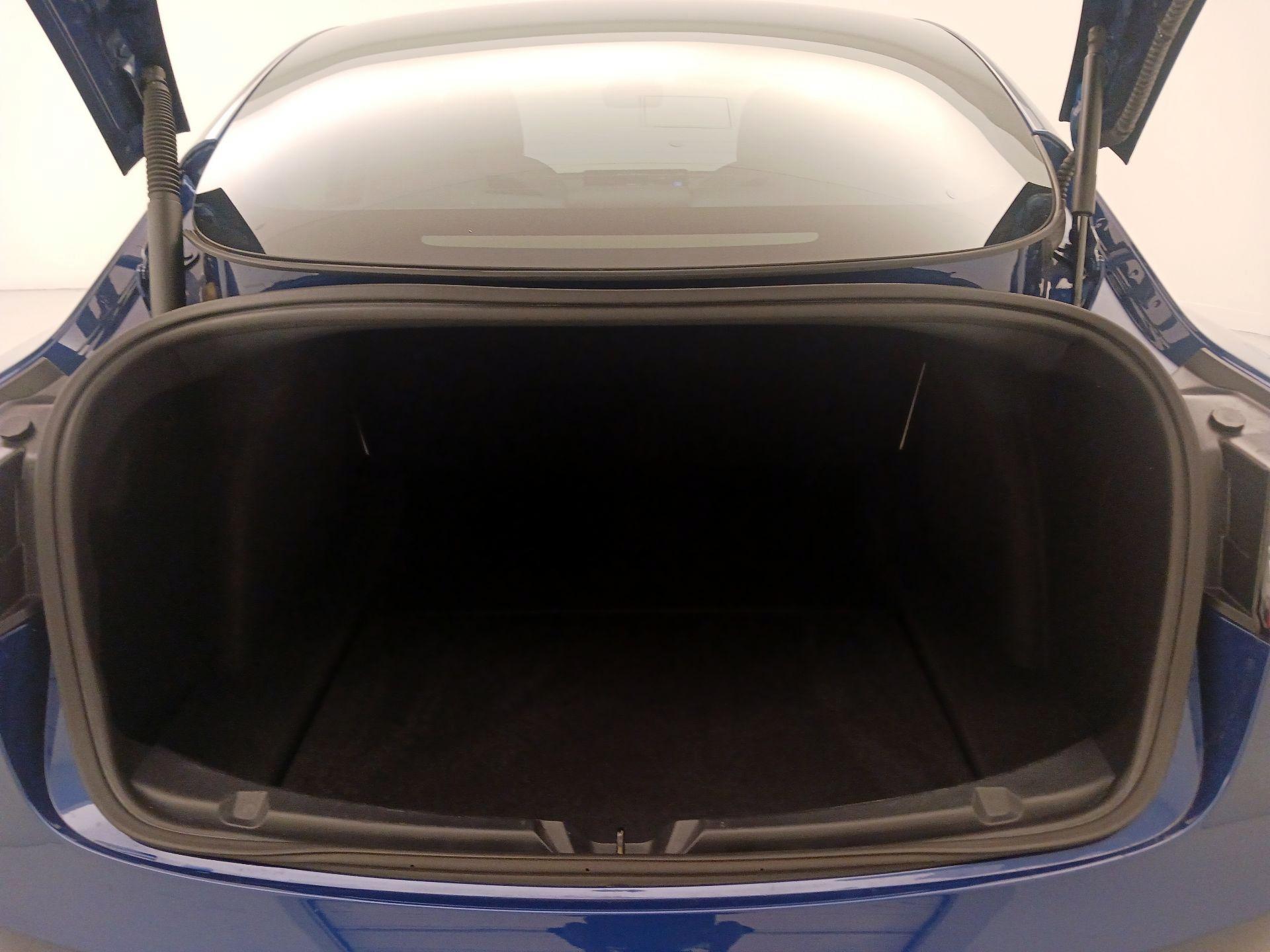 Thumbnail: 2022 Tesla Model 3 - 19