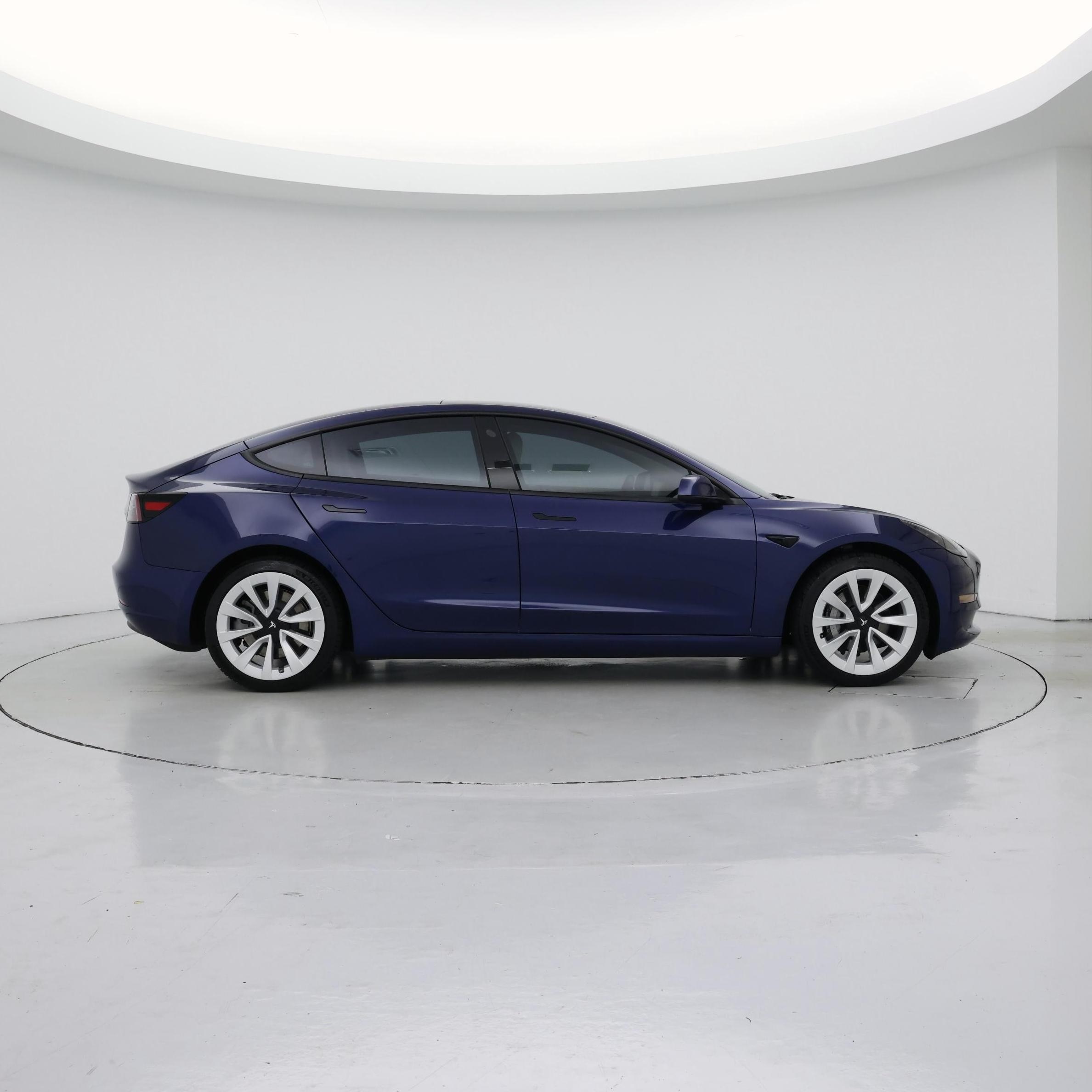 Thumbnail: 2022 Tesla Model 3 - 7