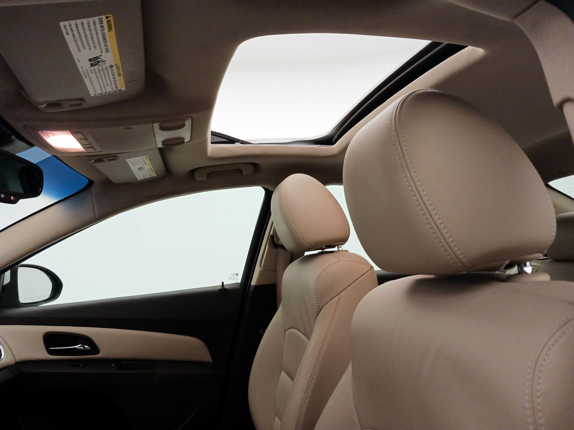 Thumbnail: 2015 Chevrolet Cruze - 19