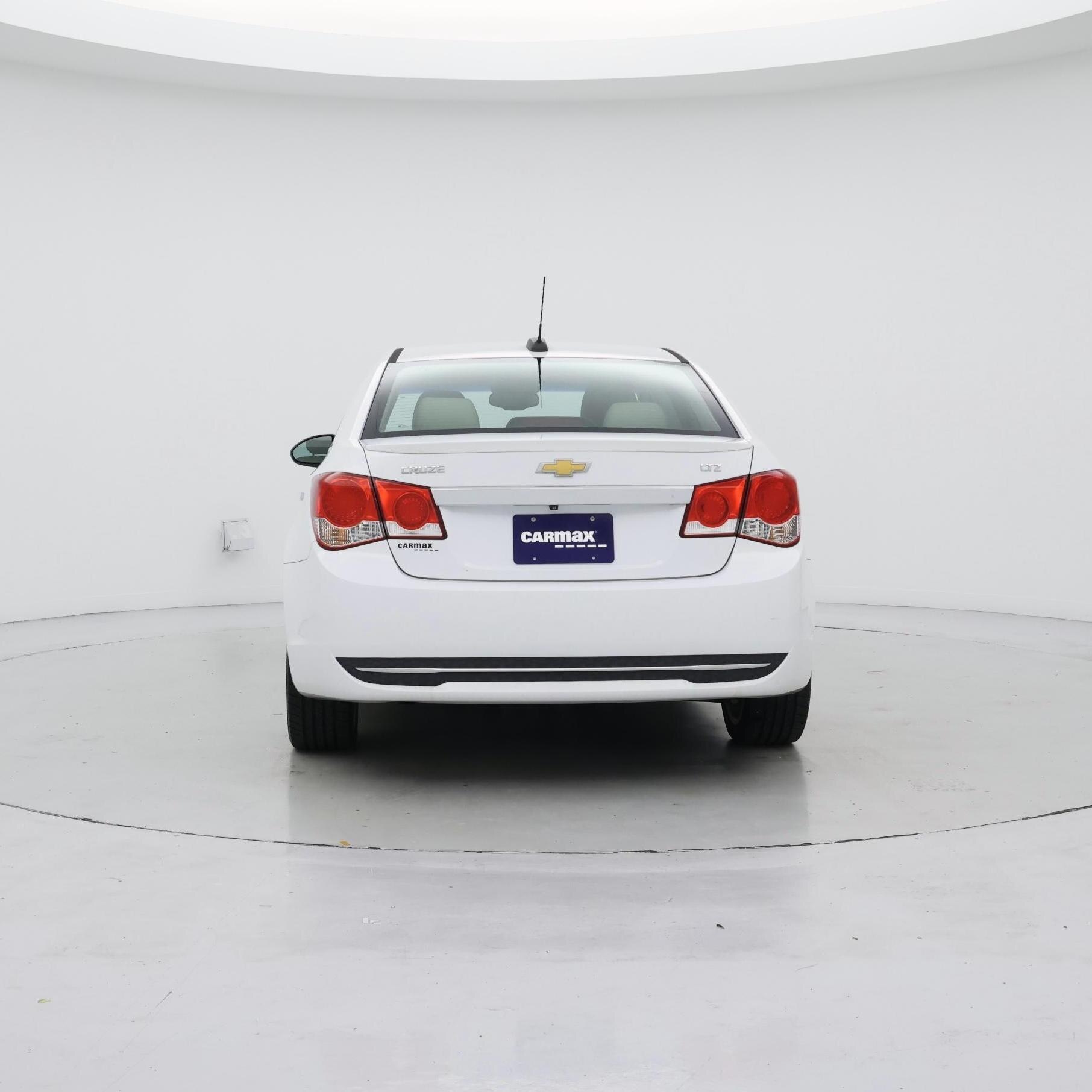 Thumbnail: 2015 Chevrolet Cruze - 6