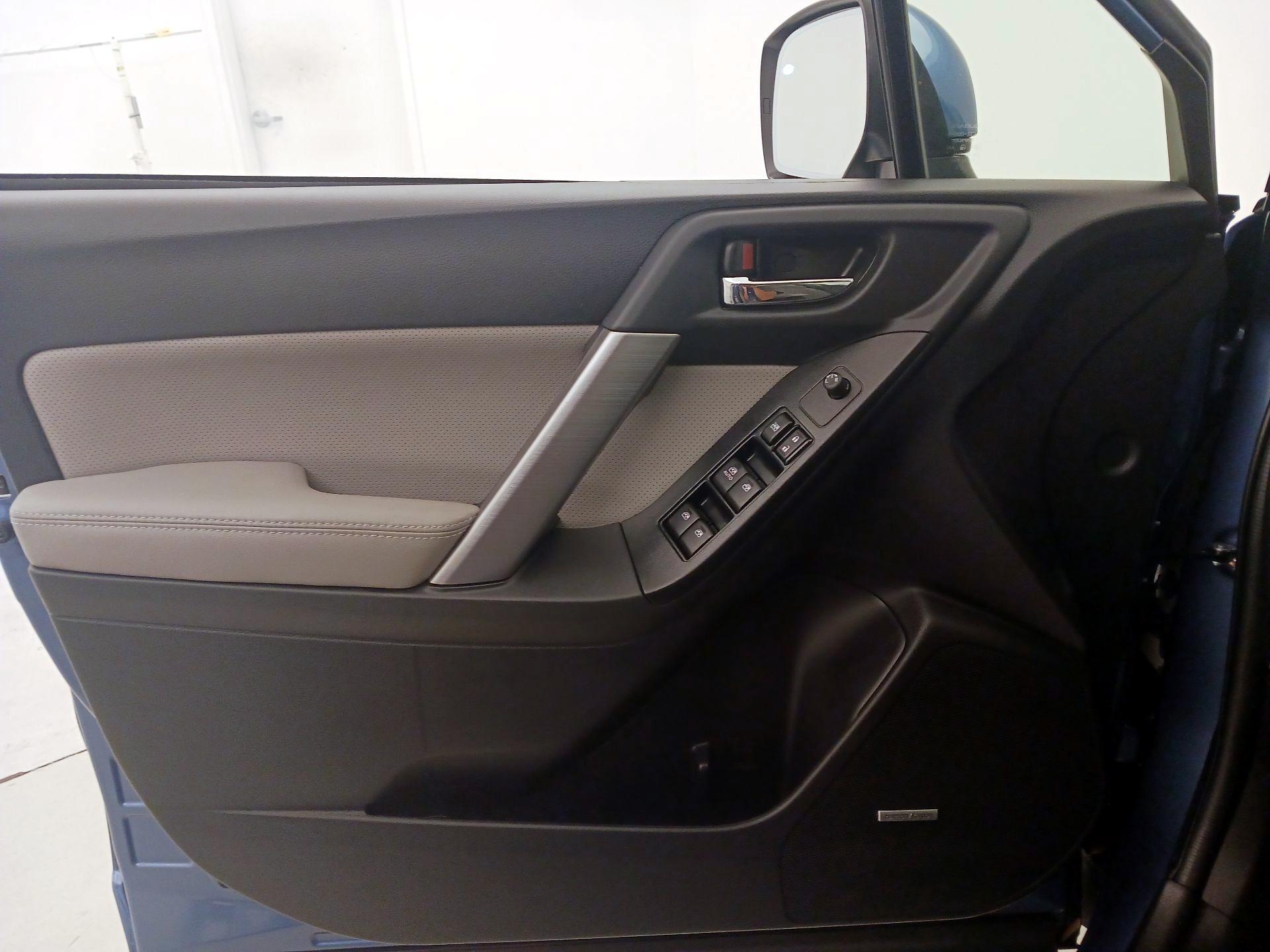 Thumbnail: 2016 Subaru Forester - 12