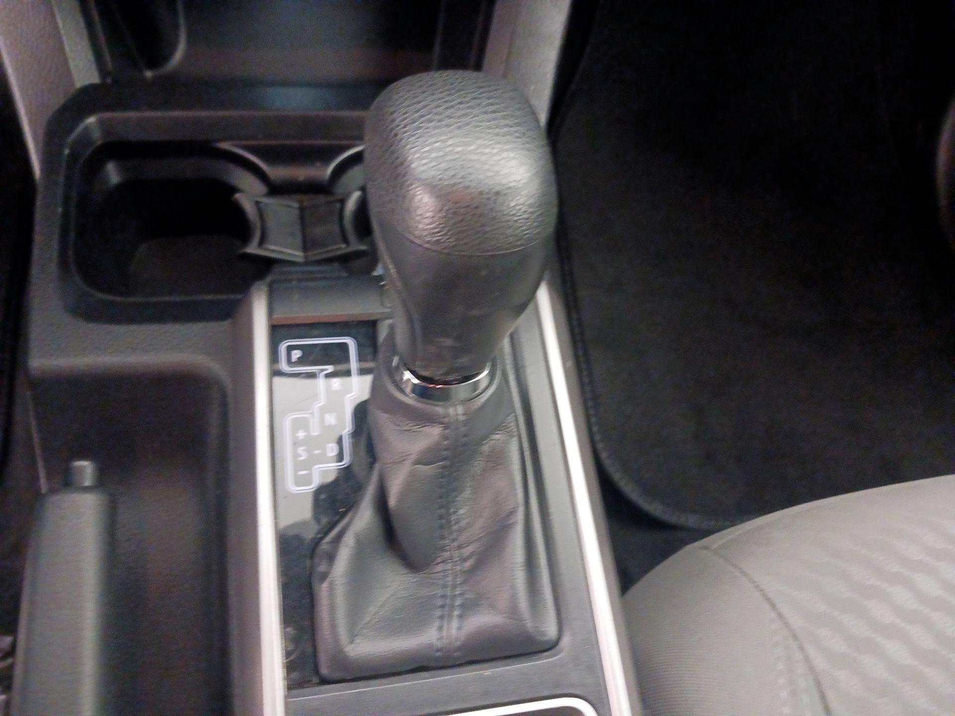 Thumbnail: 2022 Toyota Tacoma - 17