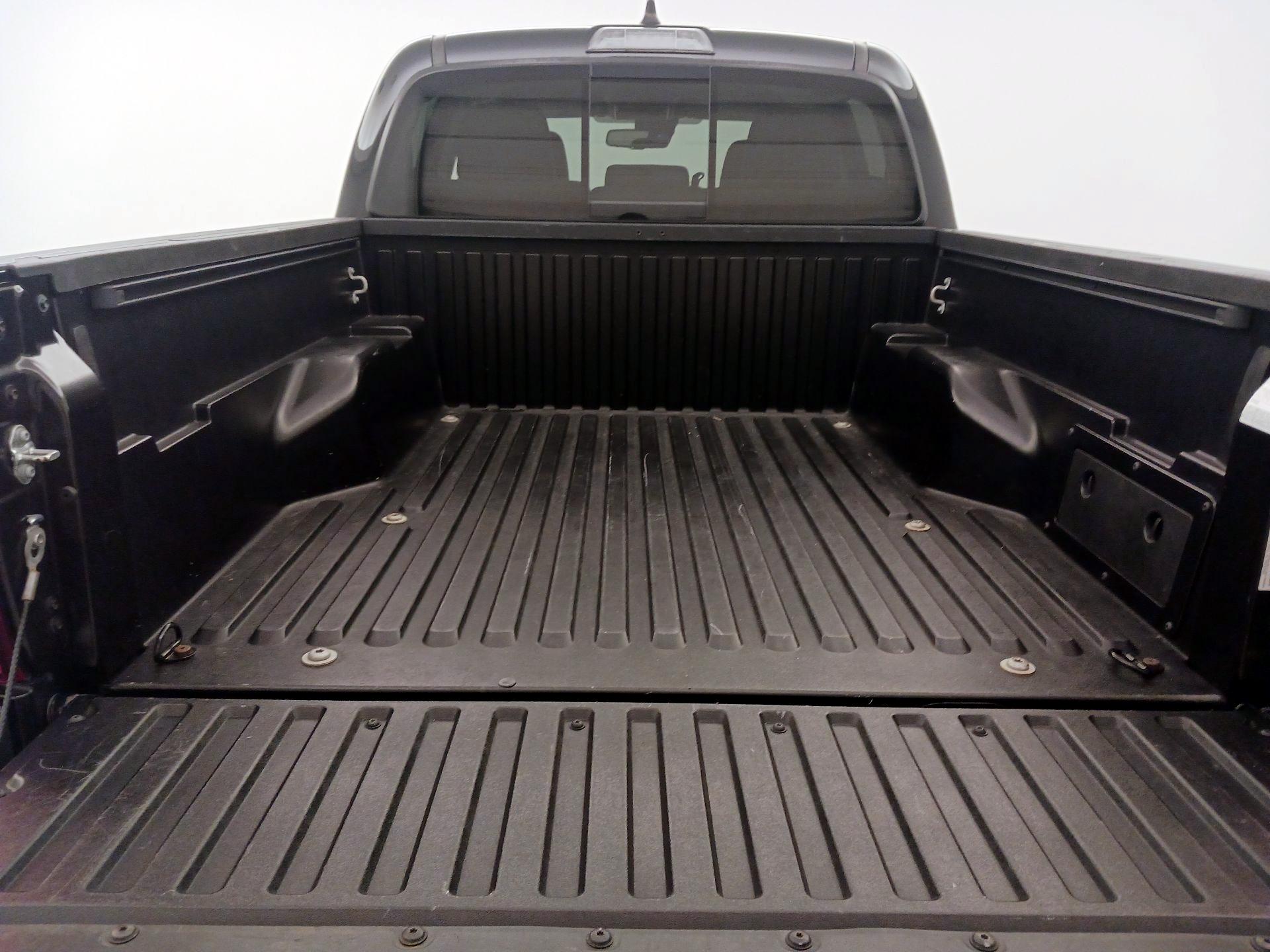 Thumbnail: 2022 Toyota Tacoma - 20