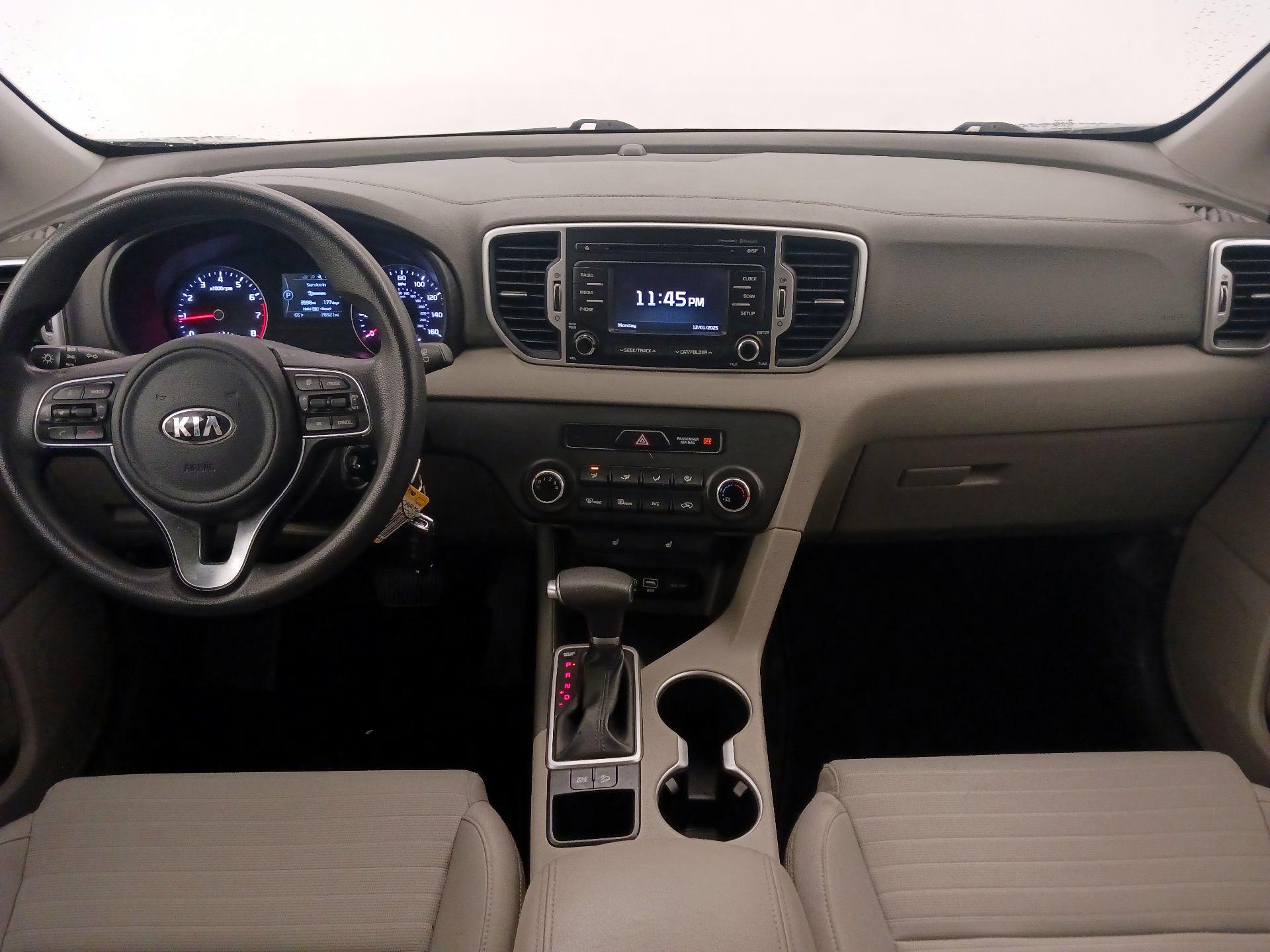 Thumbnail: 2017 Kia Sportage - 9