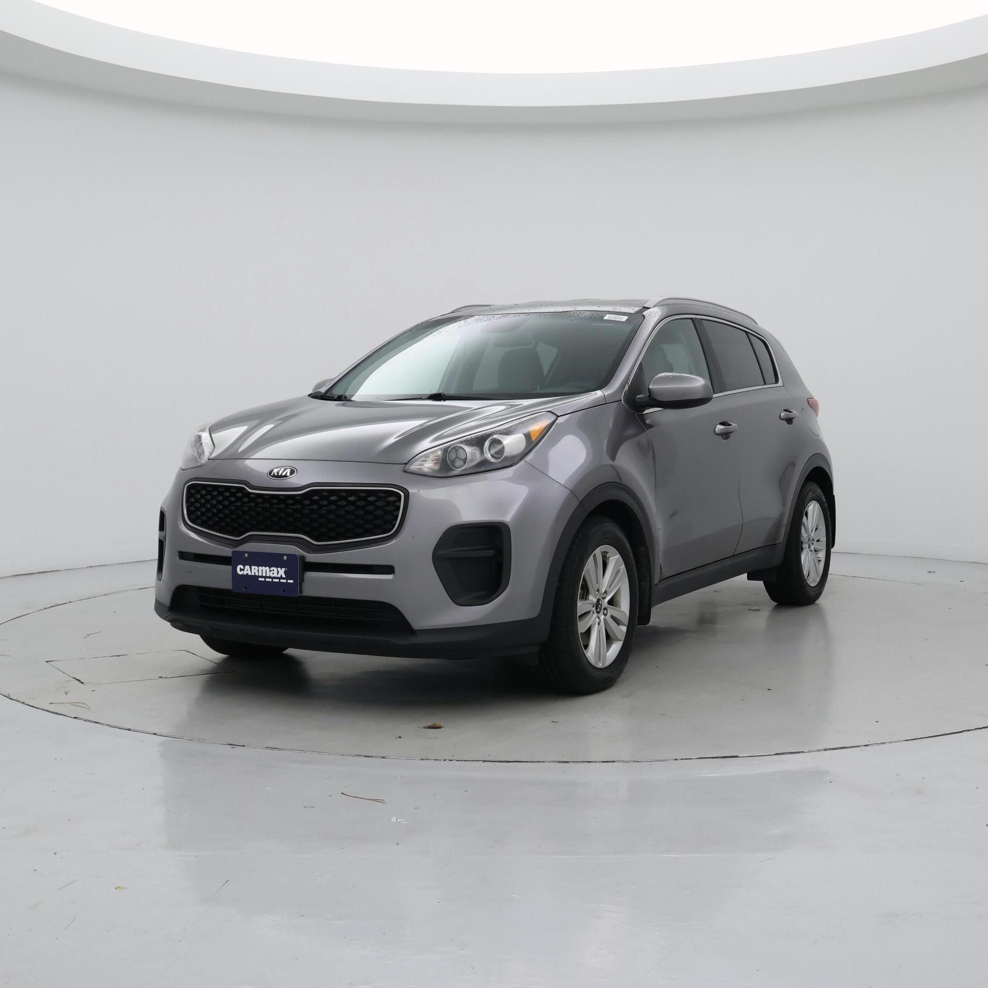 Thumbnail: 2017 Kia Sportage - 4