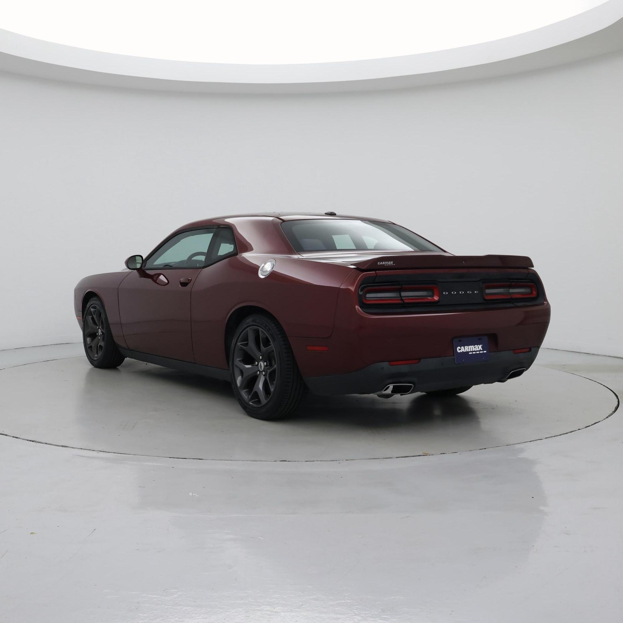 Thumbnail: 2018 Dodge Challenger - 2