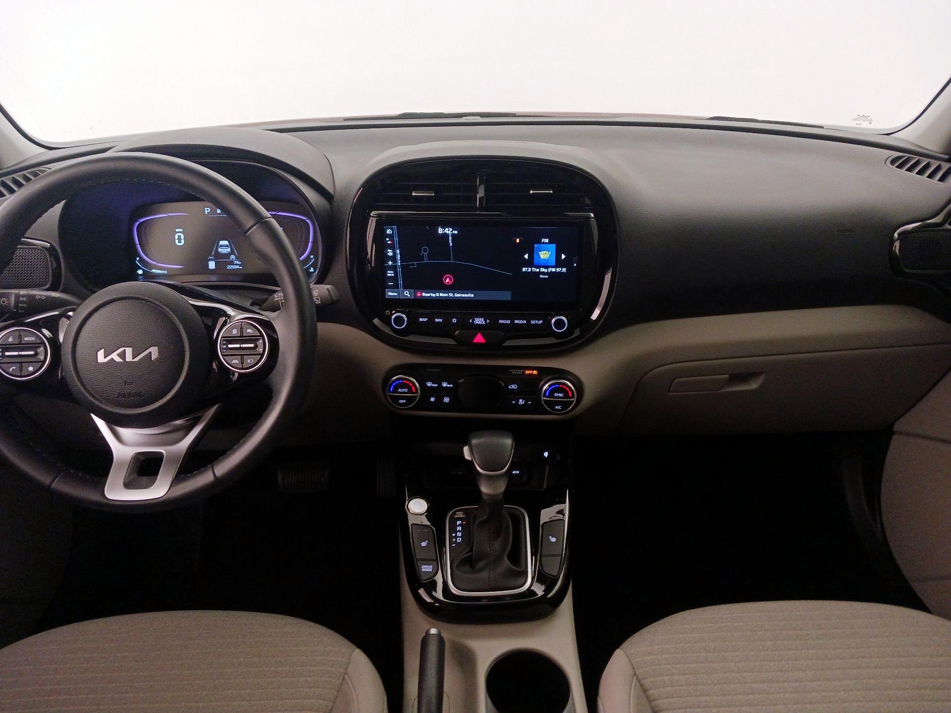 Thumbnail: 2023 Kia Soul - 9