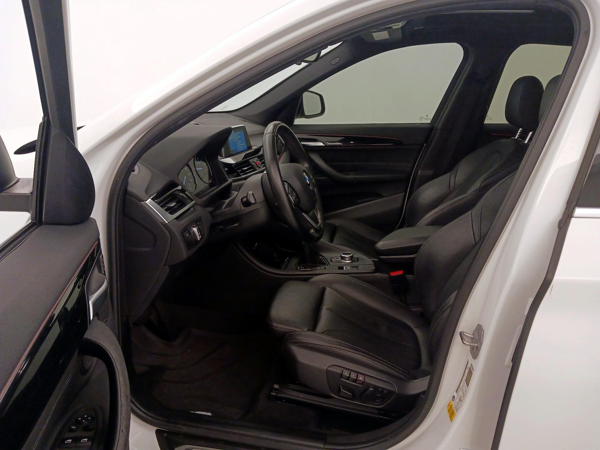 Thumbnail: 2018 BMW X1 - 11