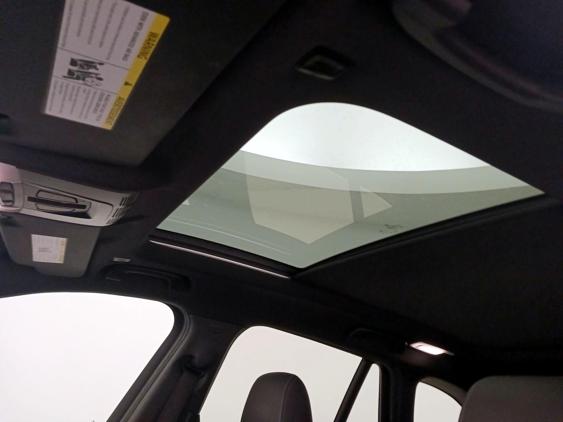 Thumbnail: 2018 BMW X1 - 20