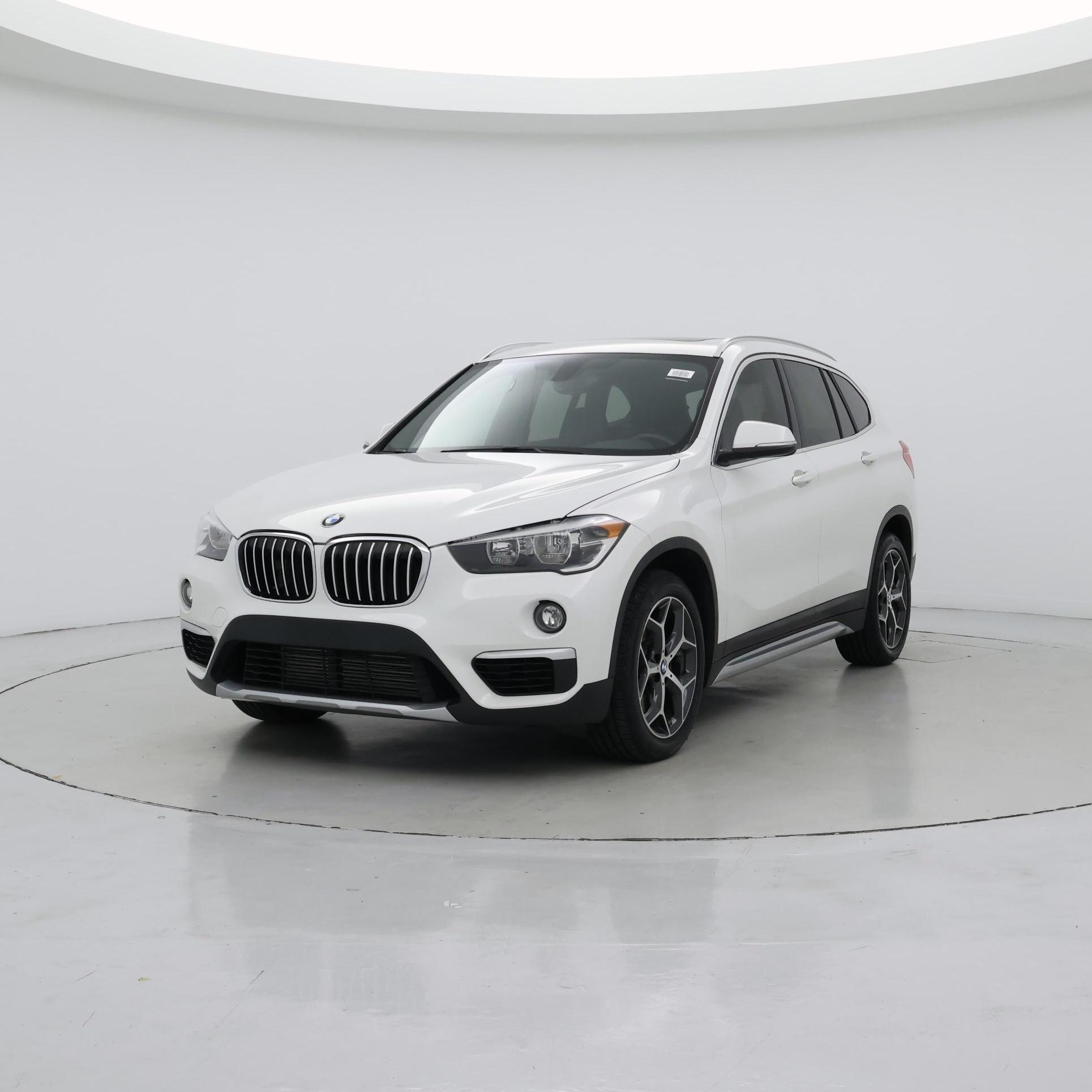 Thumbnail: 2018 BMW X1 - 4