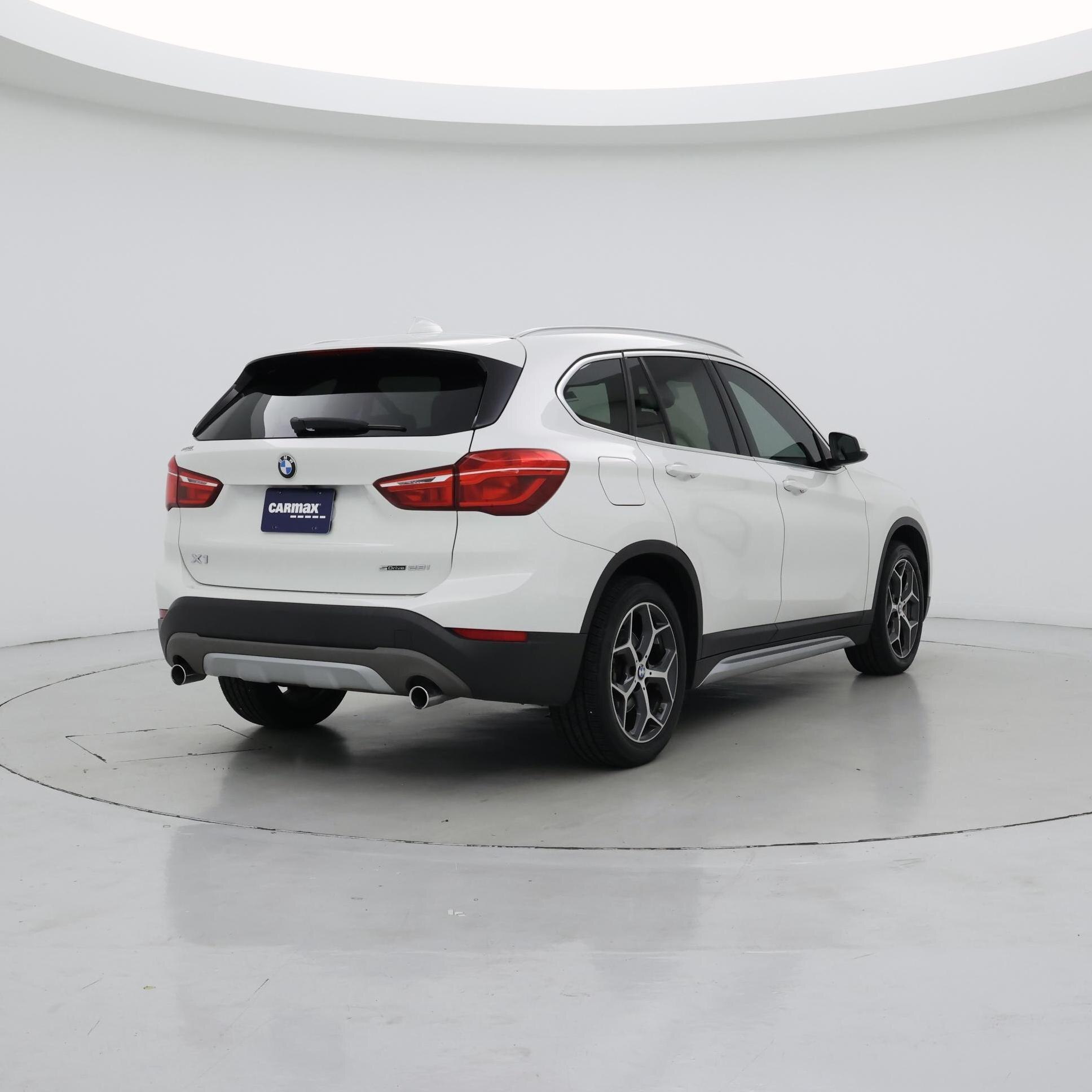 Thumbnail: 2018 BMW X1 - 8