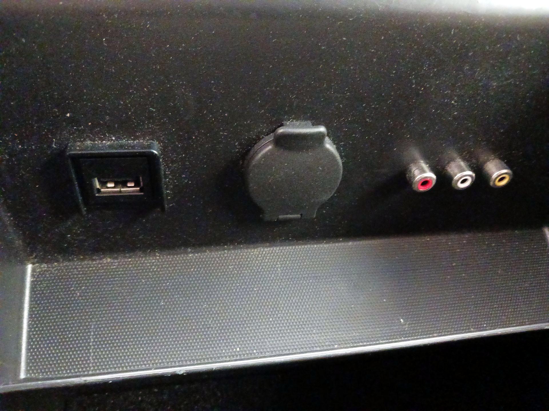 Thumbnail: 2016 Nissan Pathfinder - 18