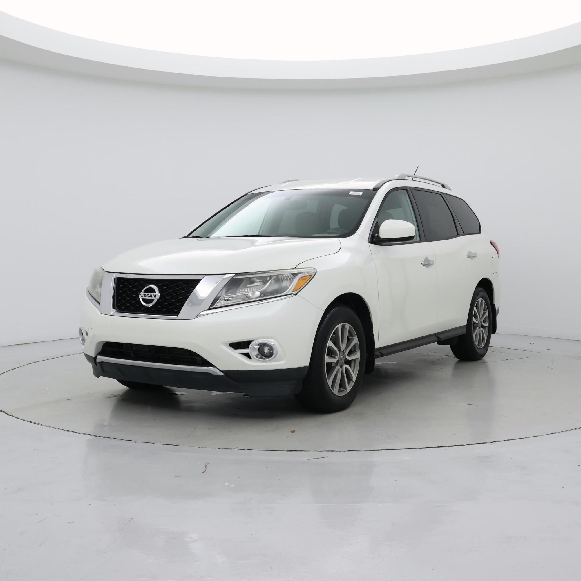 Thumbnail: 2016 Nissan Pathfinder - 4