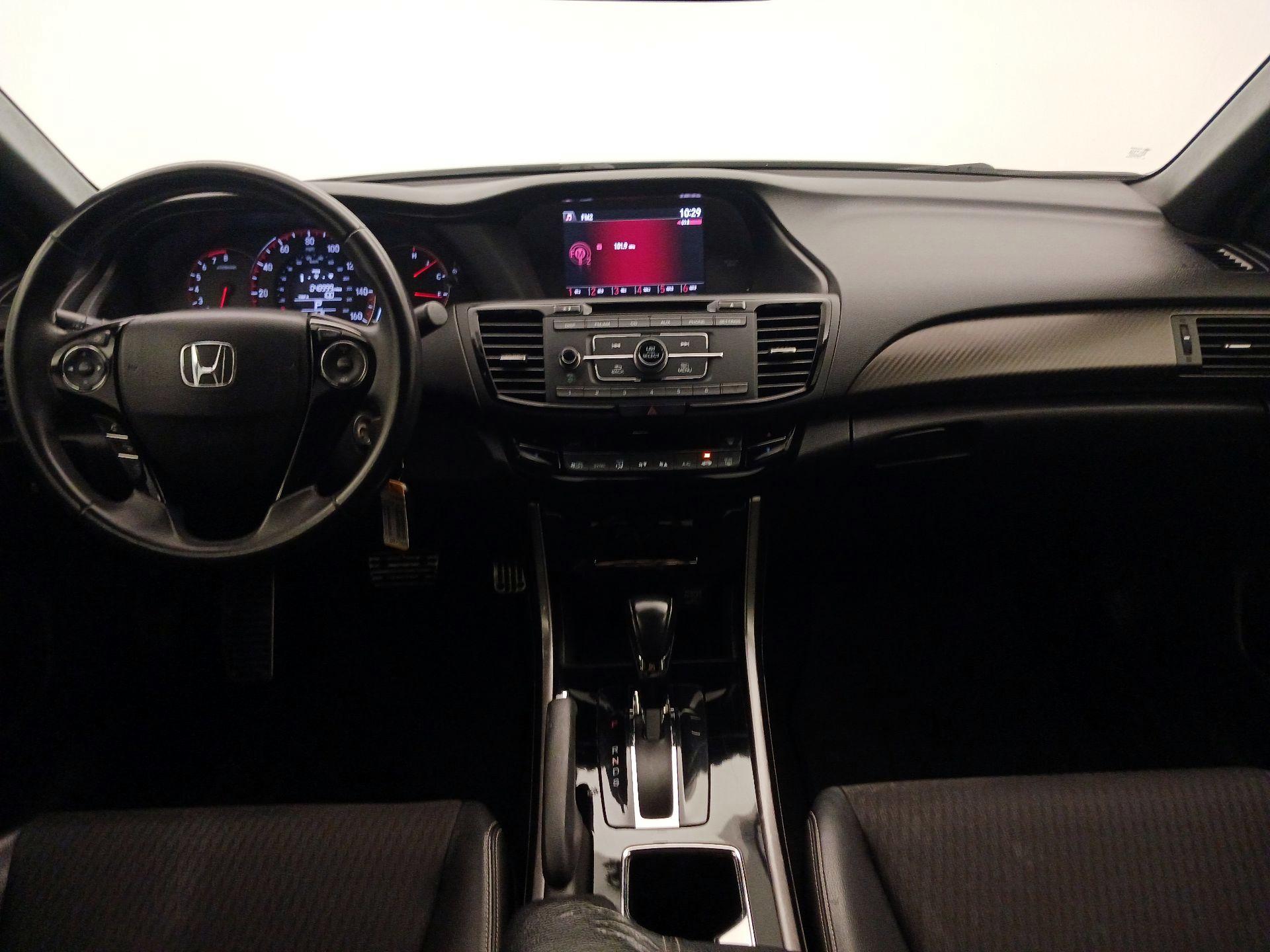 Thumbnail: 2016 Honda Accord - 9