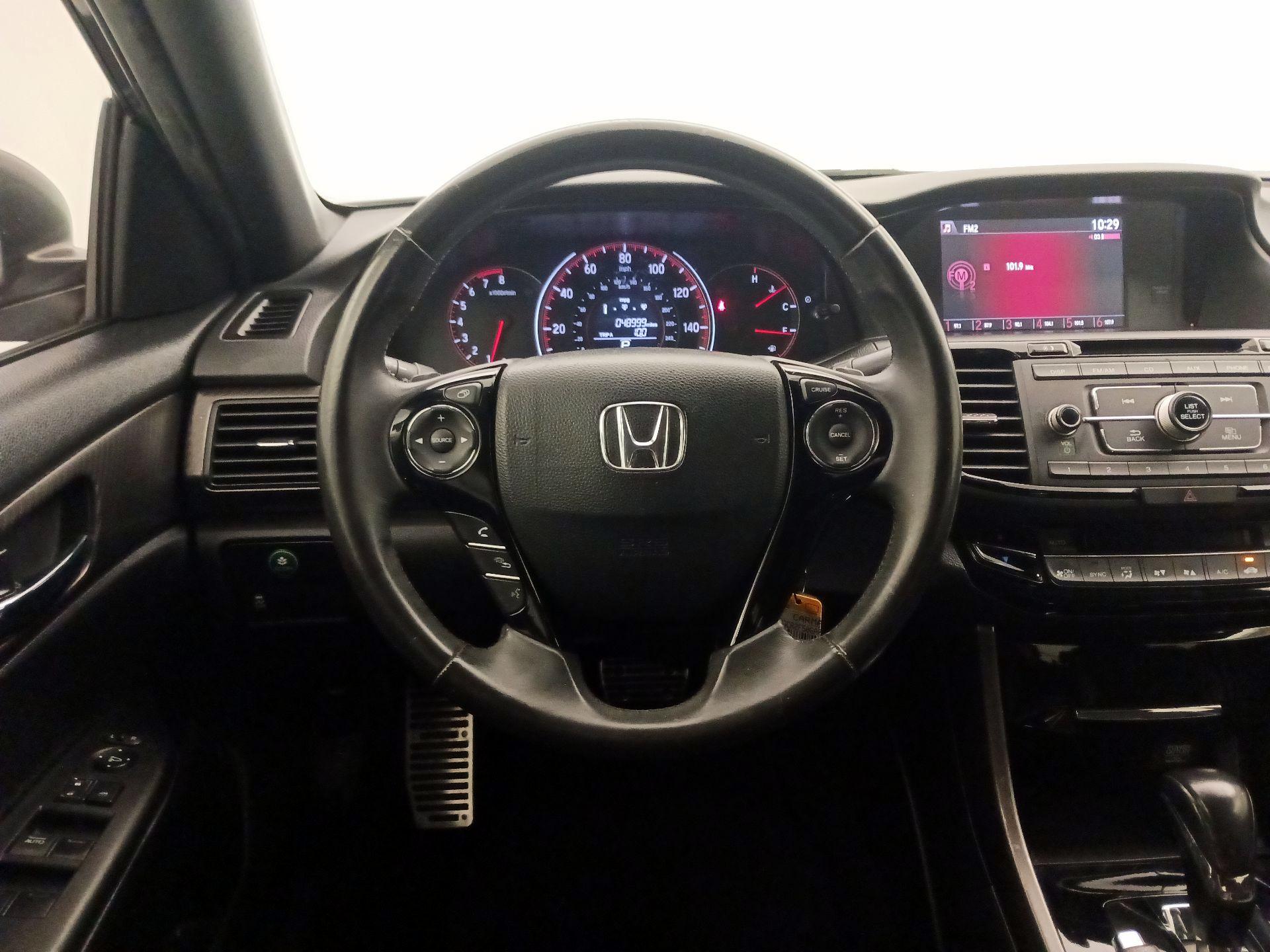 Thumbnail: 2016 Honda Accord - 10