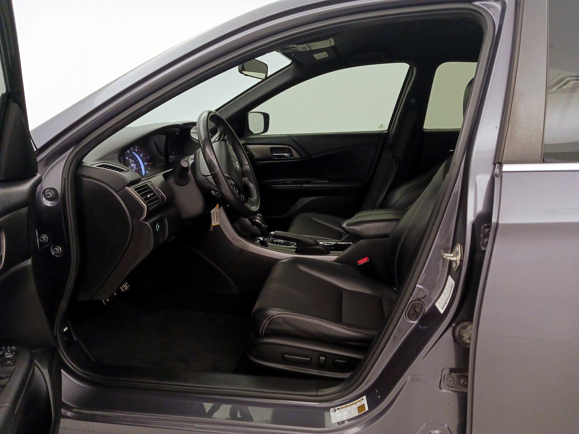 Thumbnail: 2016 Honda Accord - 11