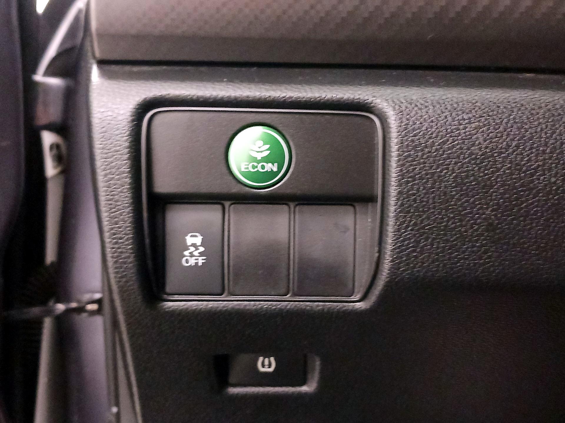 Thumbnail: 2016 Honda Accord - 13