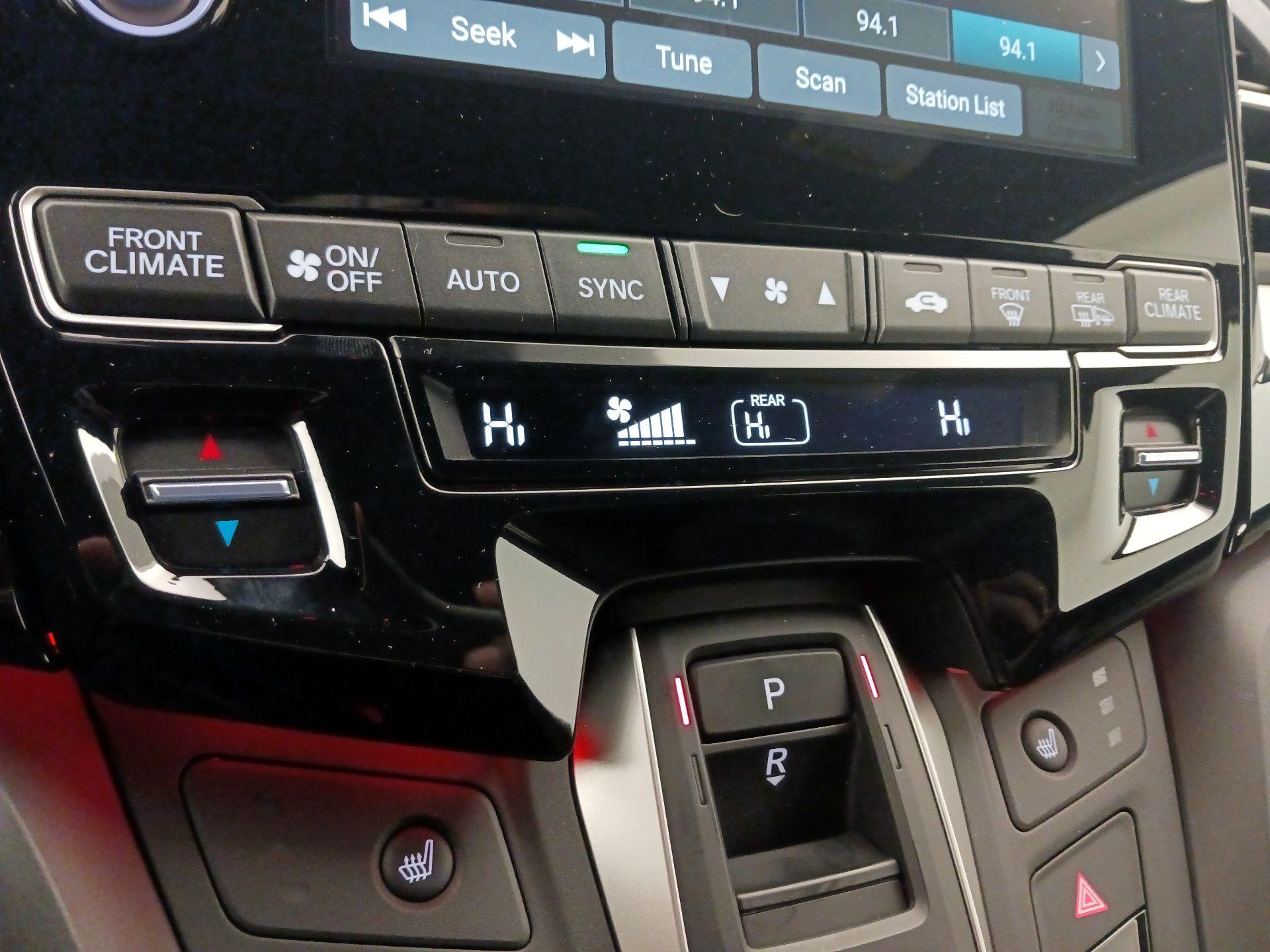 Thumbnail: 2024 Honda Odyssey - 16