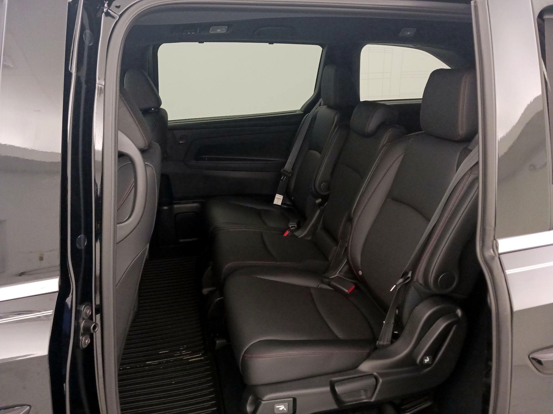 Thumbnail: 2024 Honda Odyssey - 20