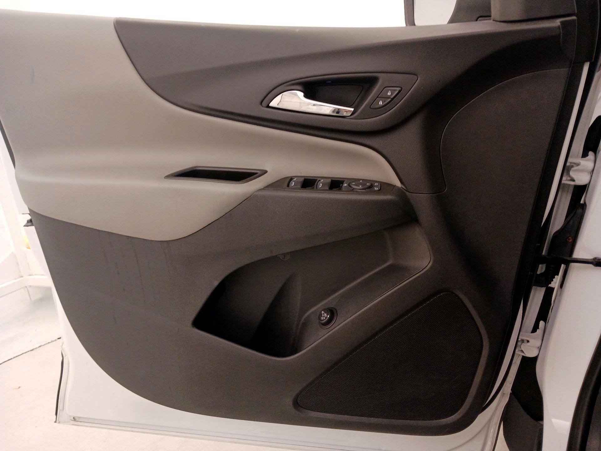 Thumbnail: 2020 Chevrolet Equinox - 12