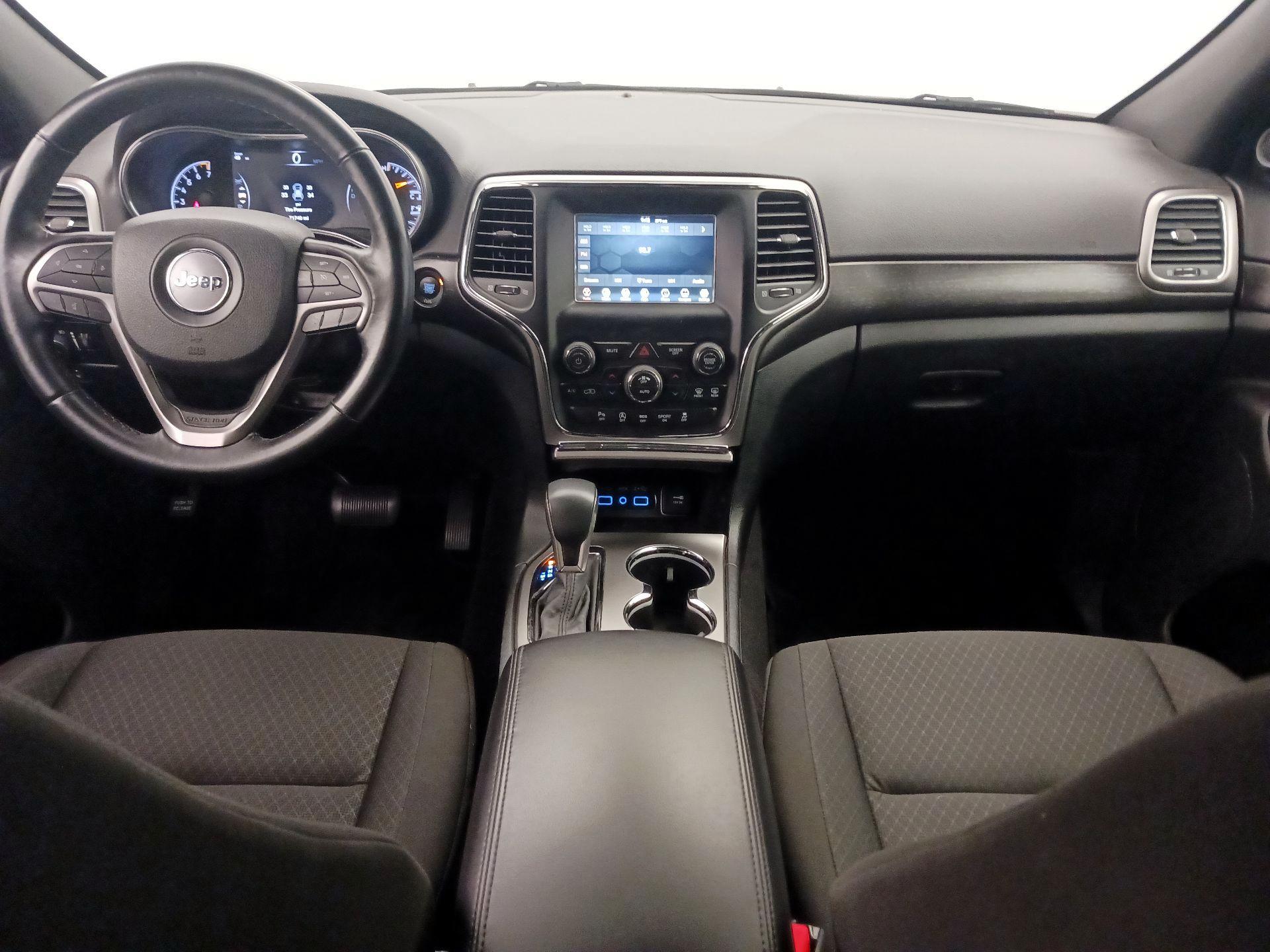 Thumbnail: 2018 Jeep Grand Cherokee - 9