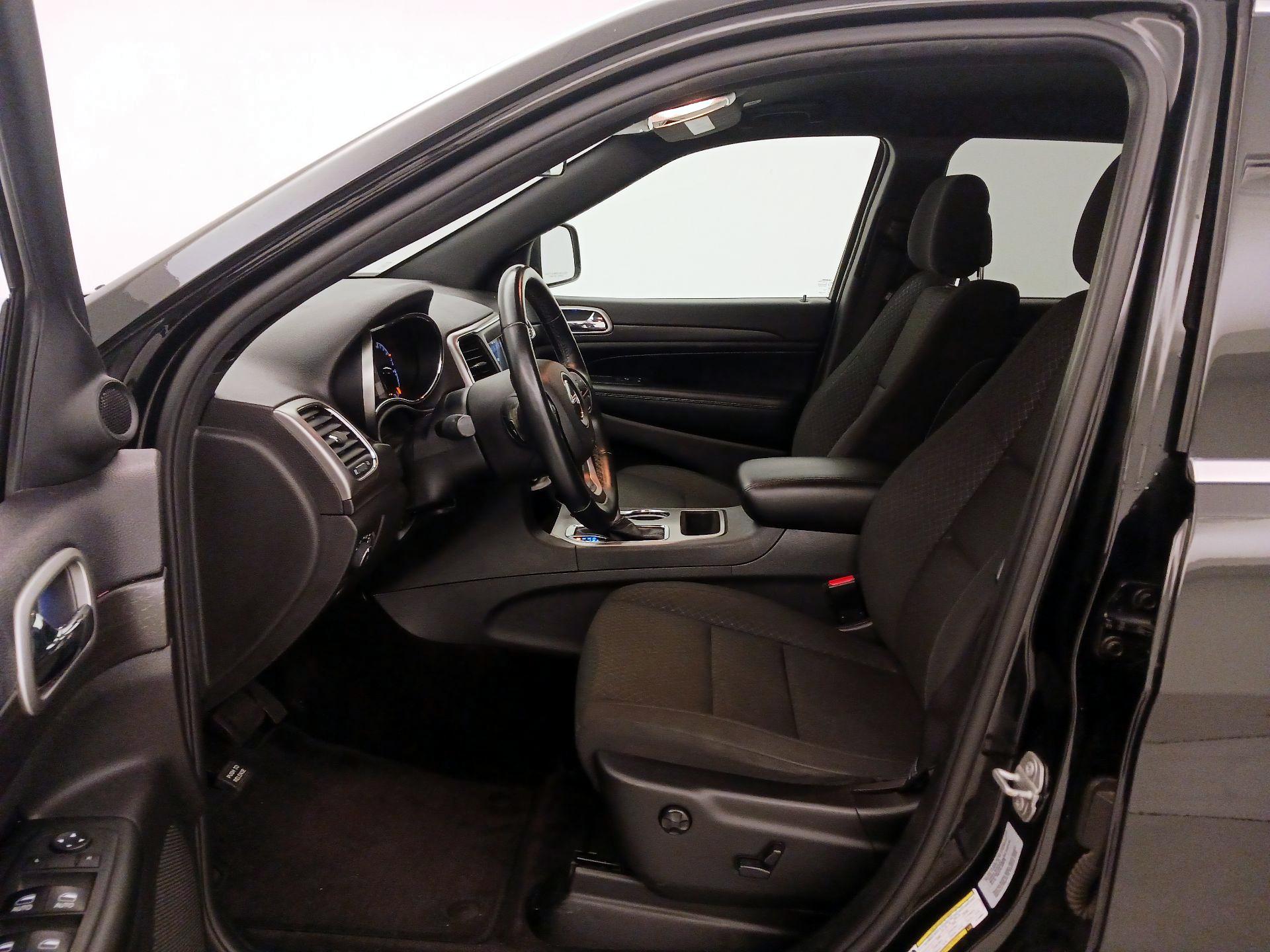 Thumbnail: 2018 Jeep Grand Cherokee - 11