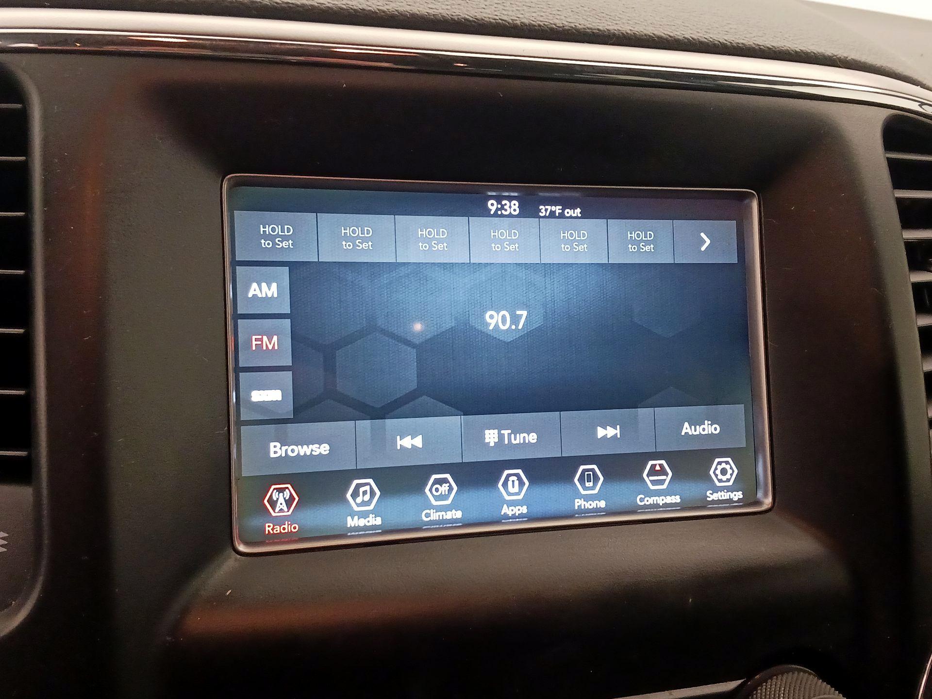 Thumbnail: 2018 Jeep Grand Cherokee - 15