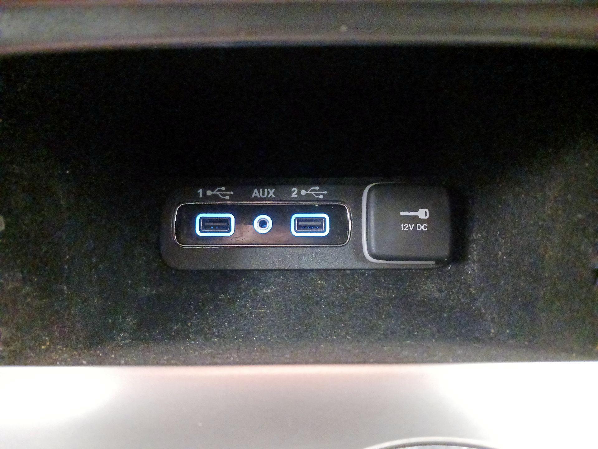 Thumbnail: 2018 Jeep Grand Cherokee - 18