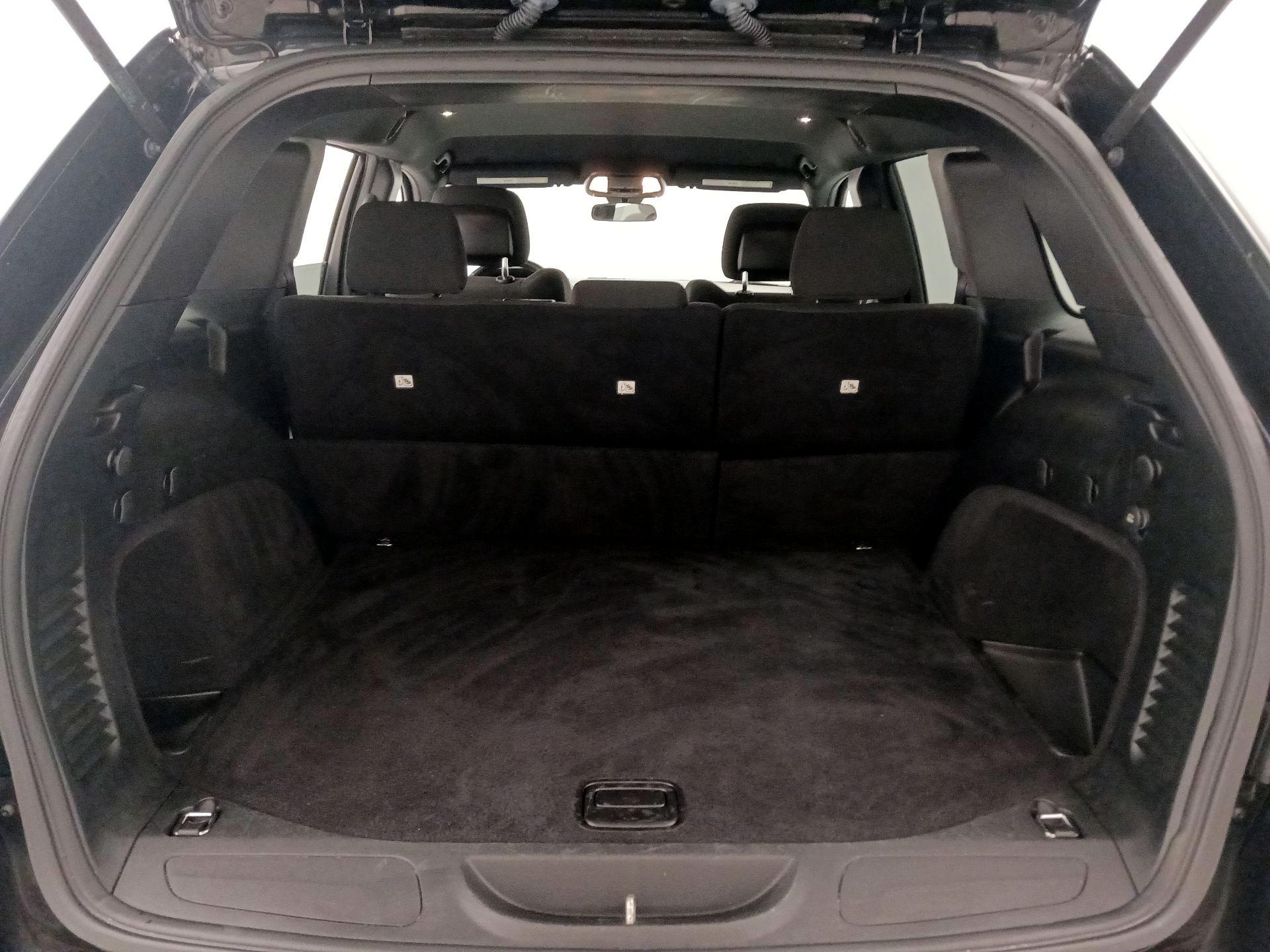 Thumbnail: 2018 Jeep Grand Cherokee - 20