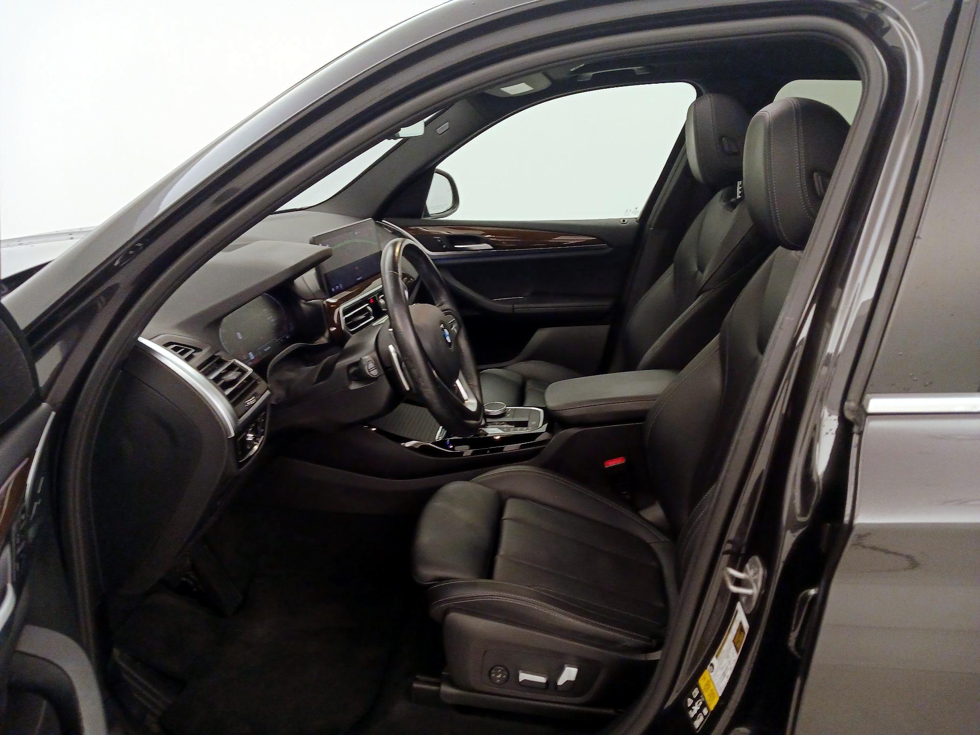 Thumbnail: 2023 BMW X3 - 11