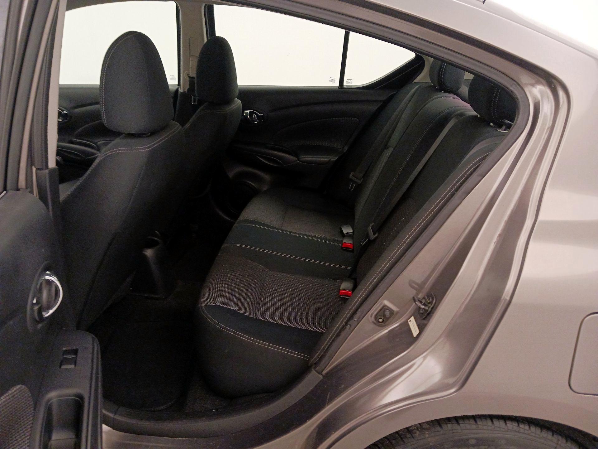 Thumbnail: 2017 Nissan Versa - 18