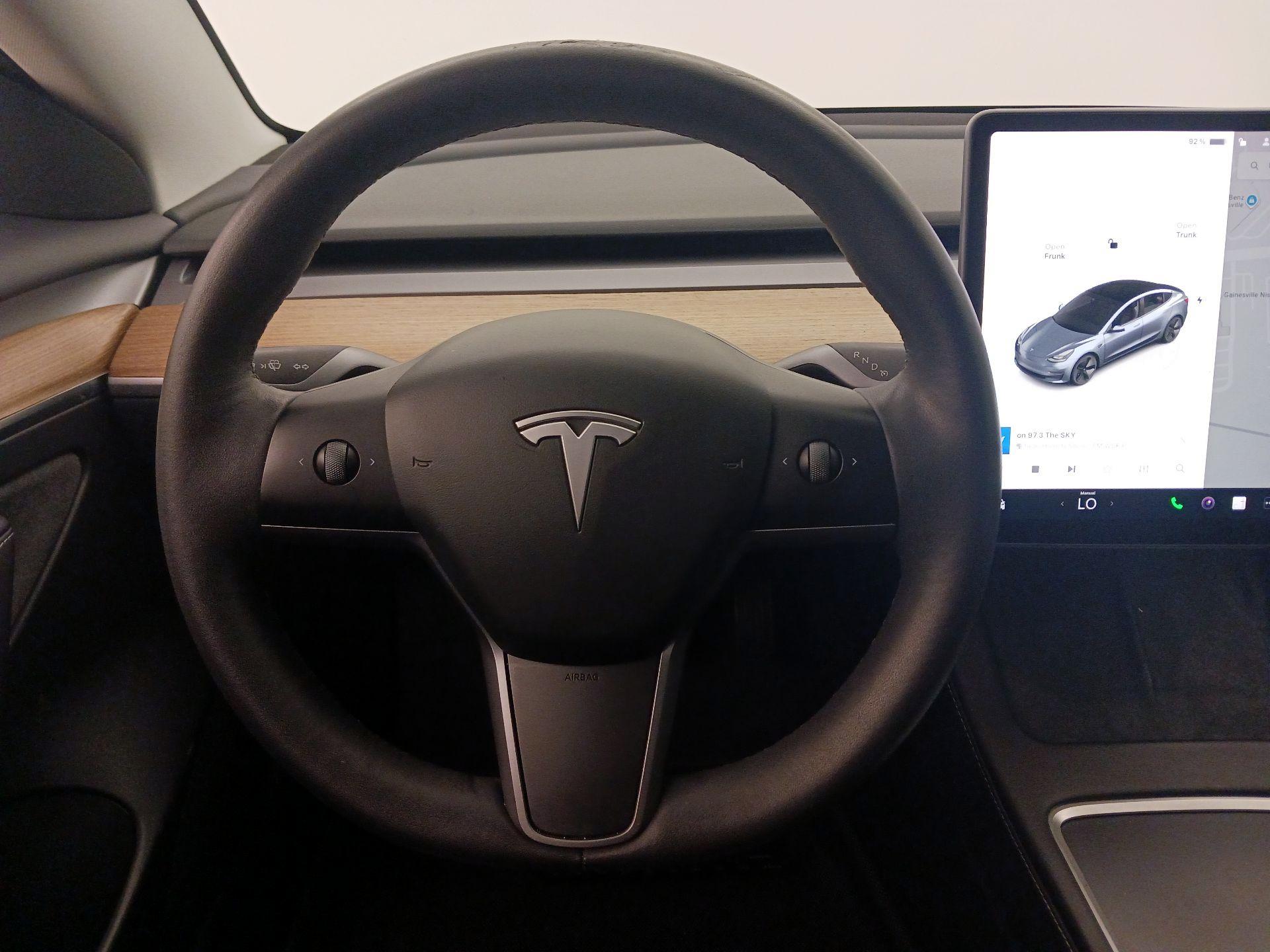 Thumbnail: 2023 Tesla Model 3 - 10