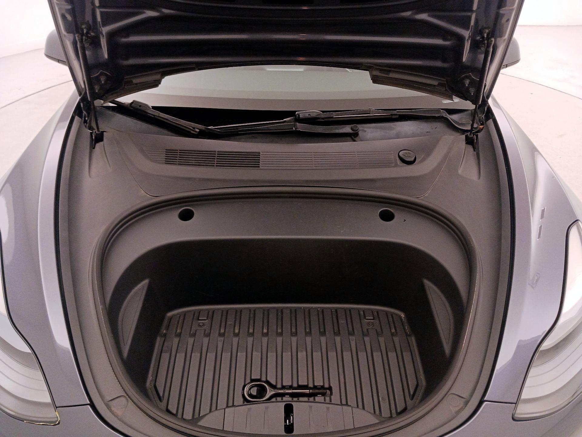 Thumbnail: 2023 Tesla Model 3 - 20