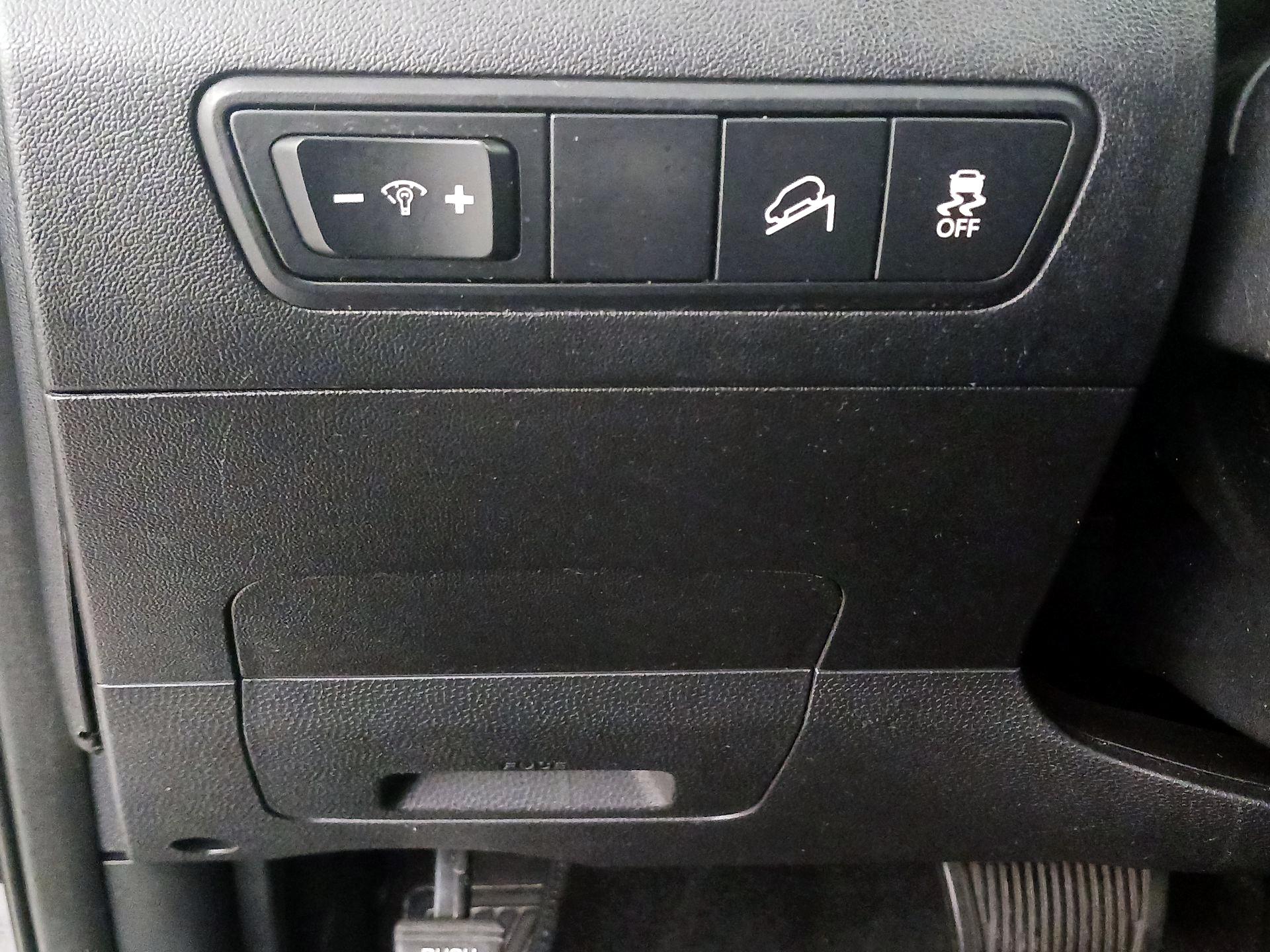 Thumbnail: 2014 Hyundai Tucson - 13