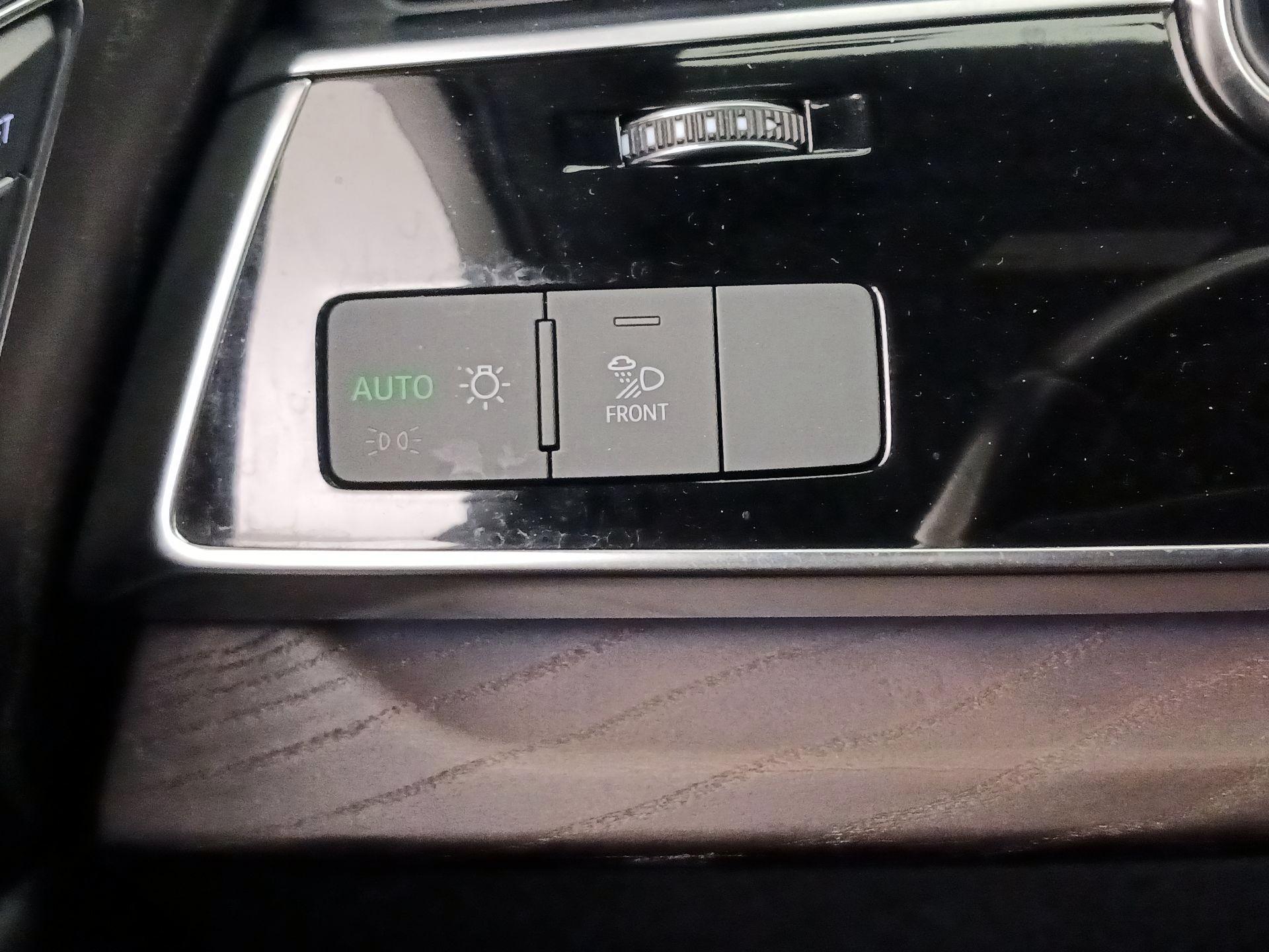 Thumbnail: 2021 Audi Q7 - 13