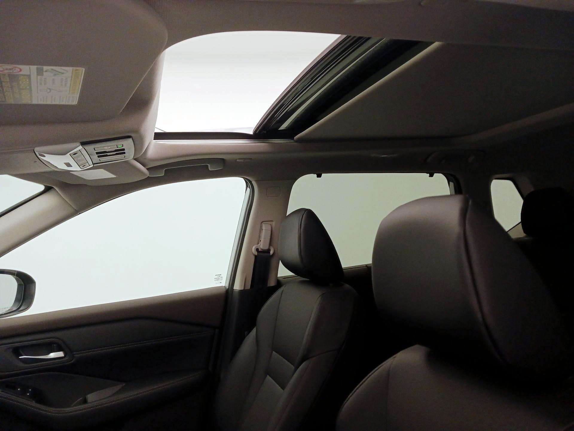 Thumbnail: 2023 Nissan Rogue - 19