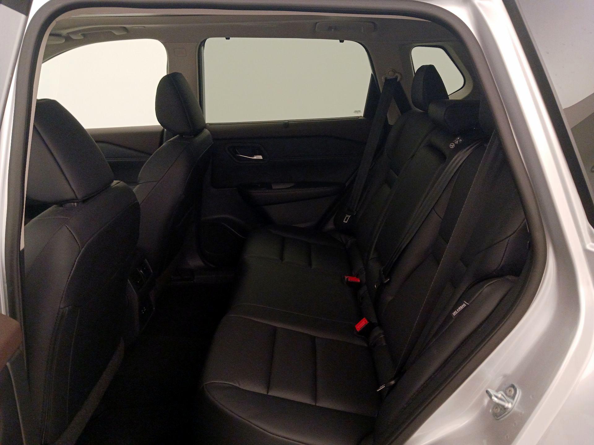 Thumbnail: 2023 Nissan Rogue - 20